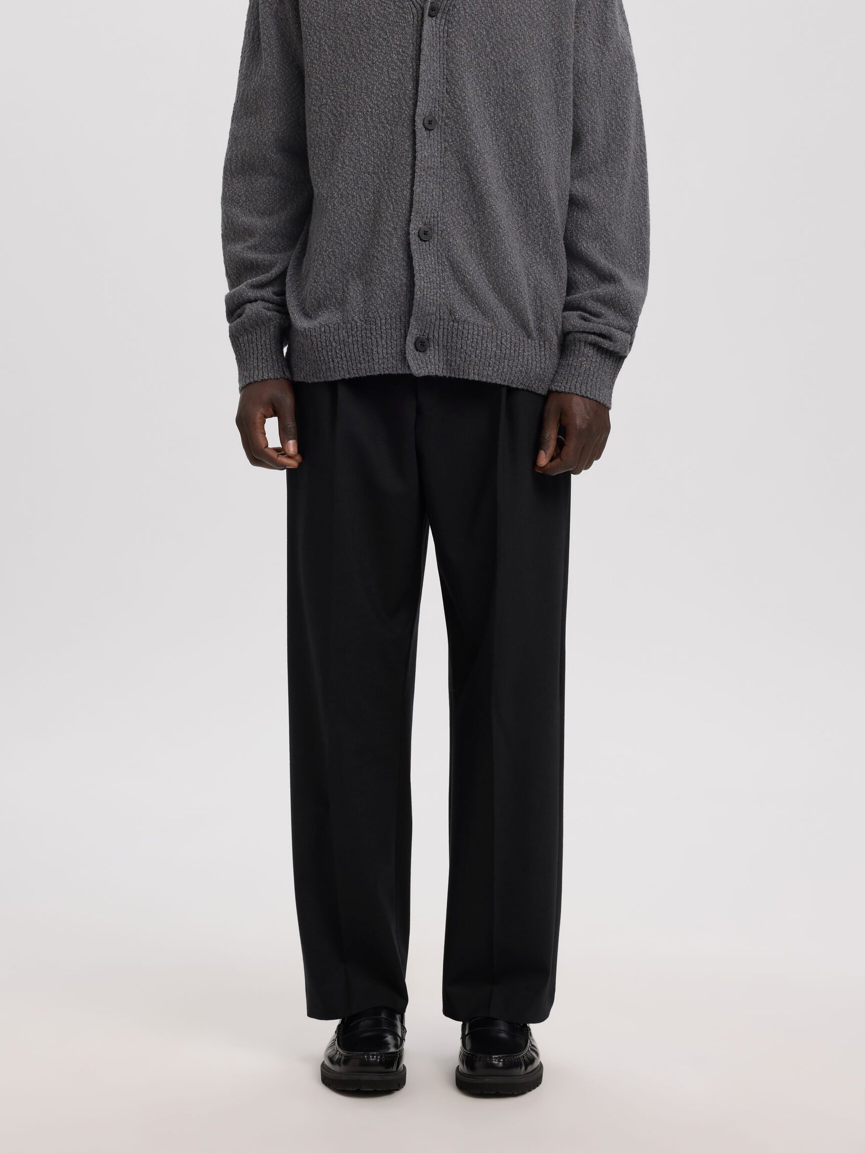 WOOL BLEND LOOSE-FIT TROUSERS