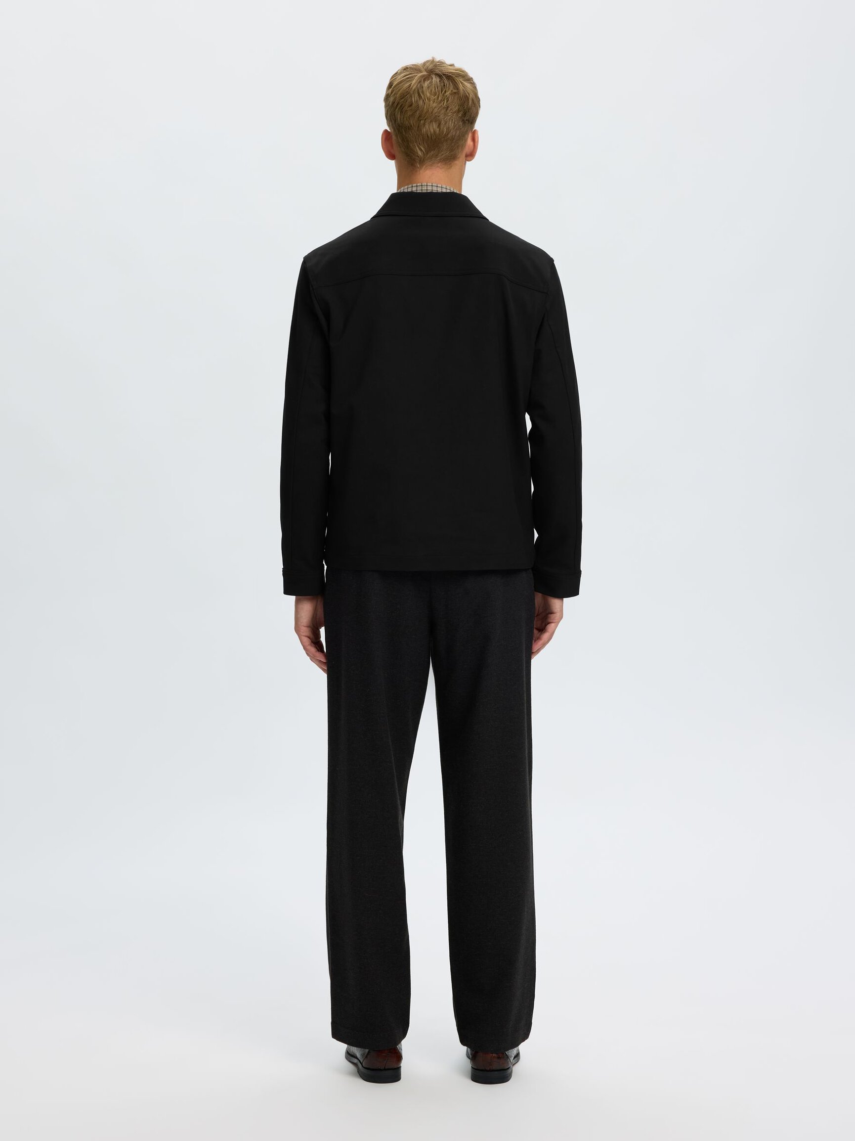 COUPE CLASSIQUE VESTE