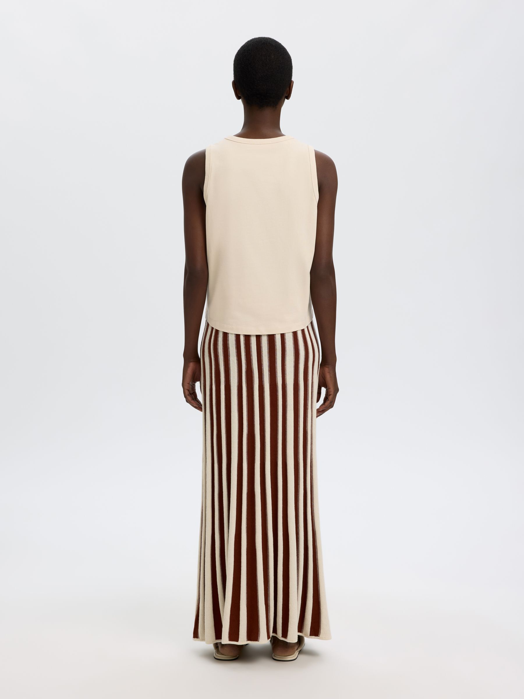 KOSZULKA BEZ RĘKAWÓW