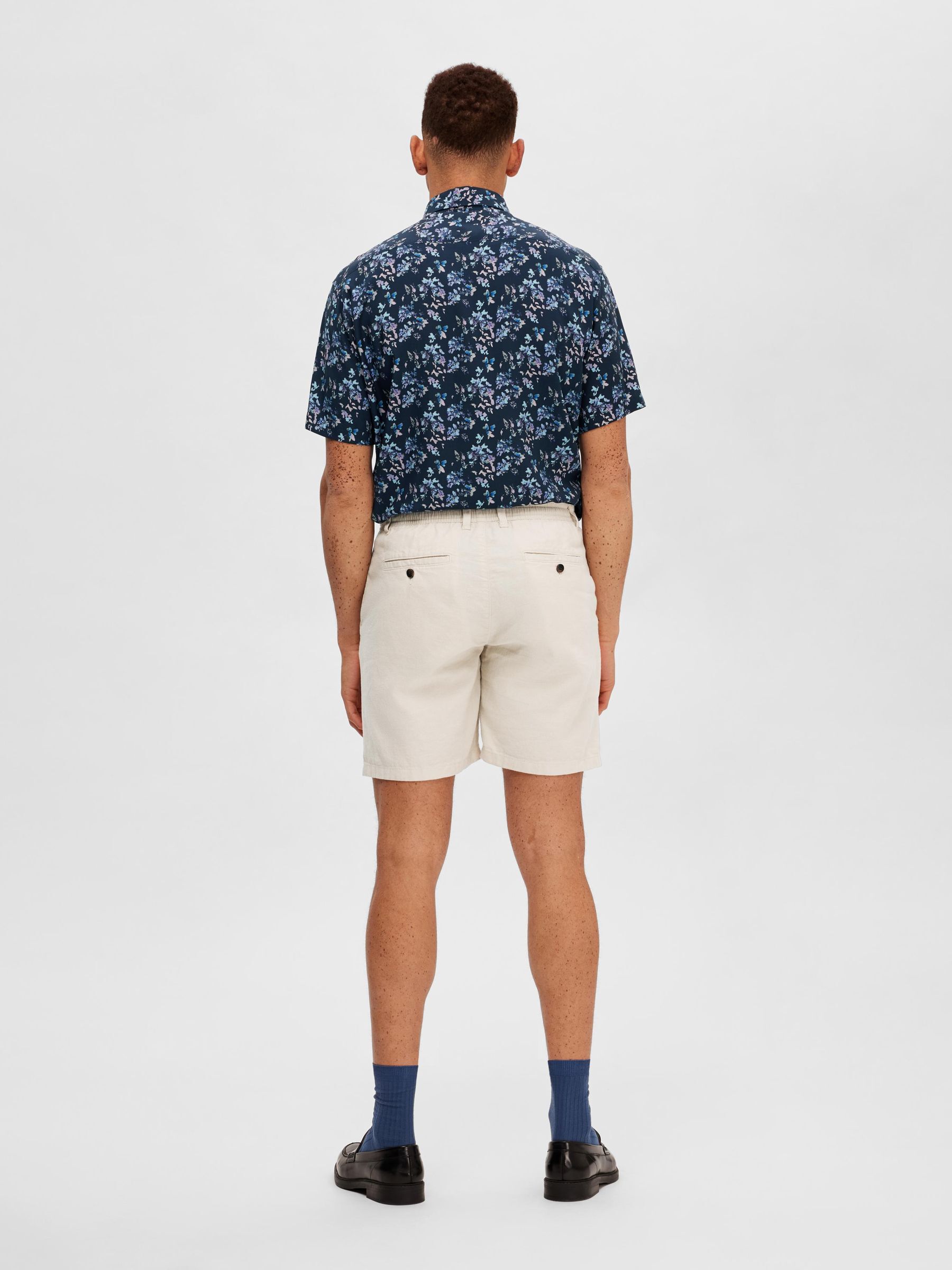 COMFORT FIT SHORTS