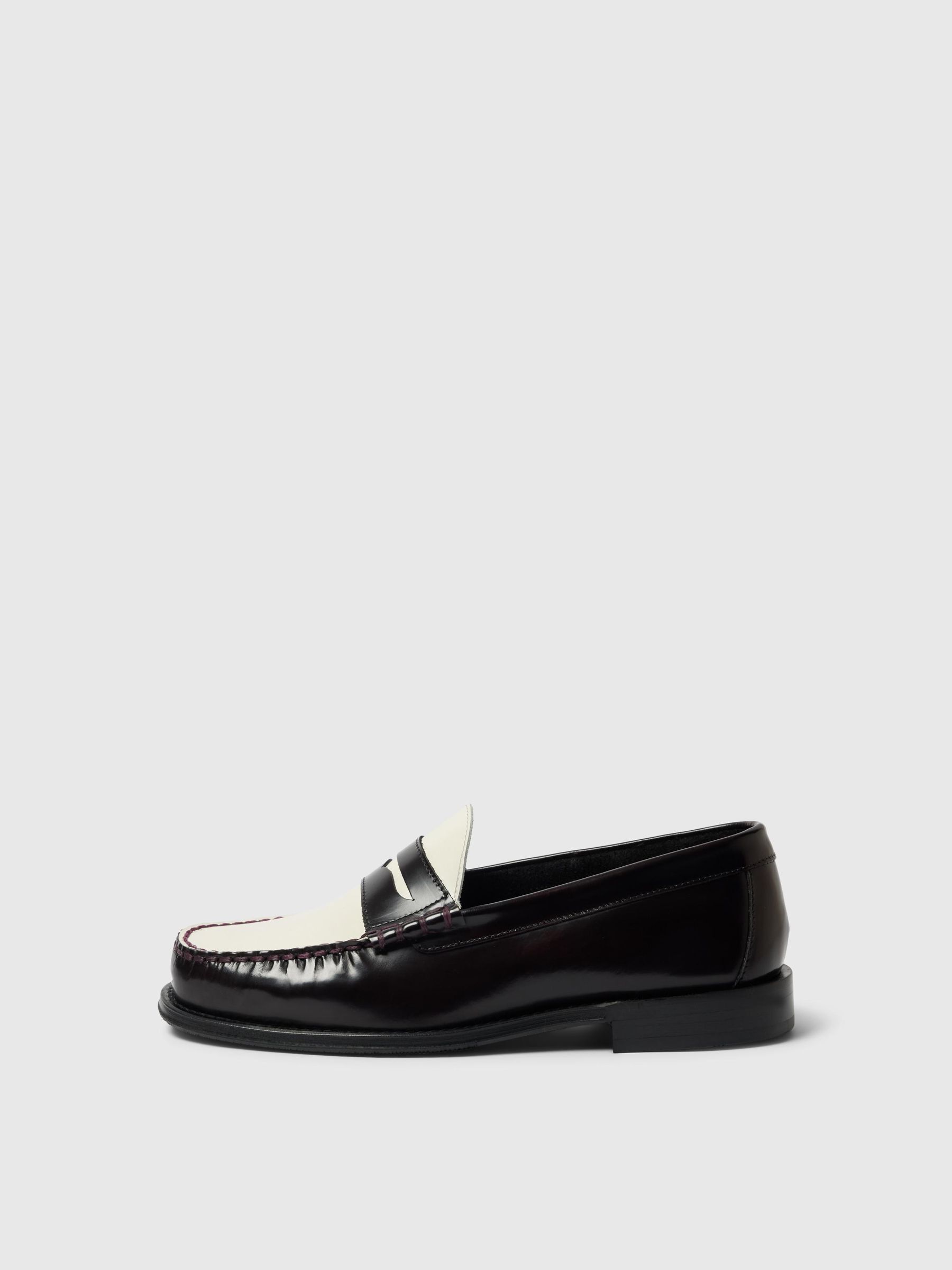 LEATHER LOAFERS