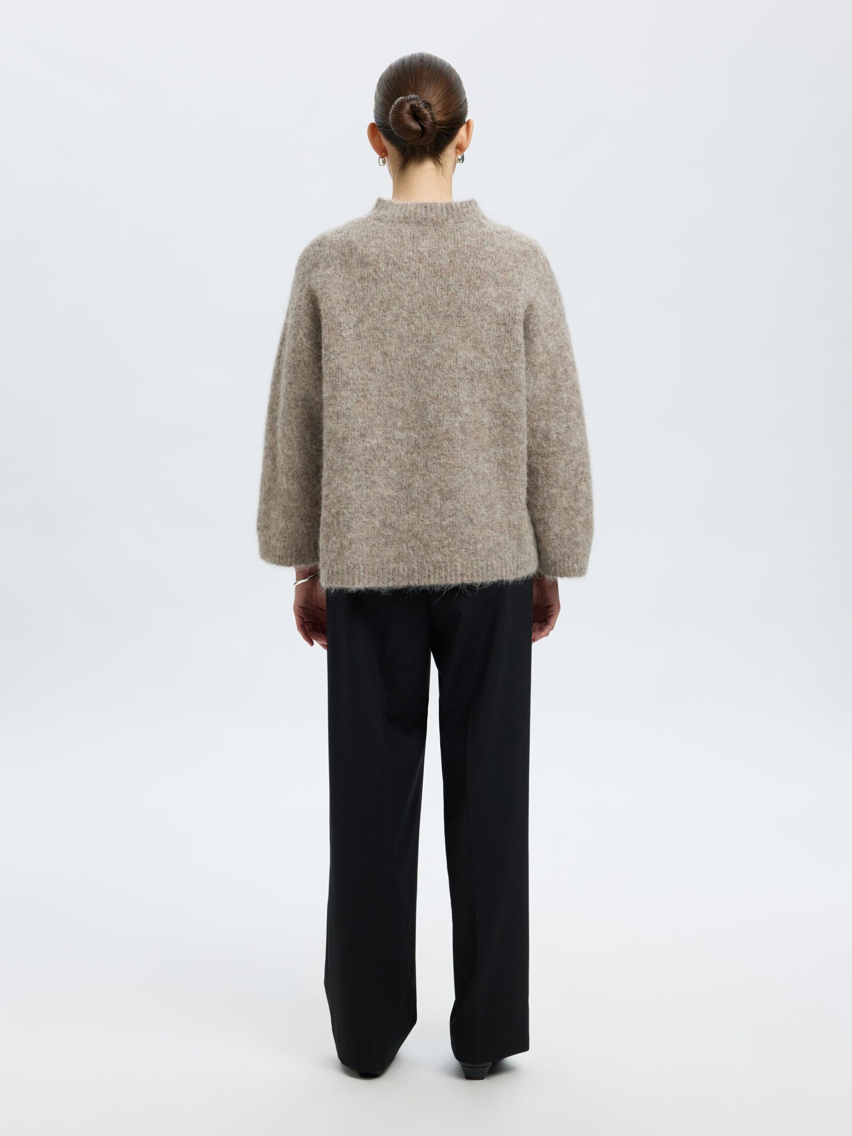 WOOL BLEND PULLOVER