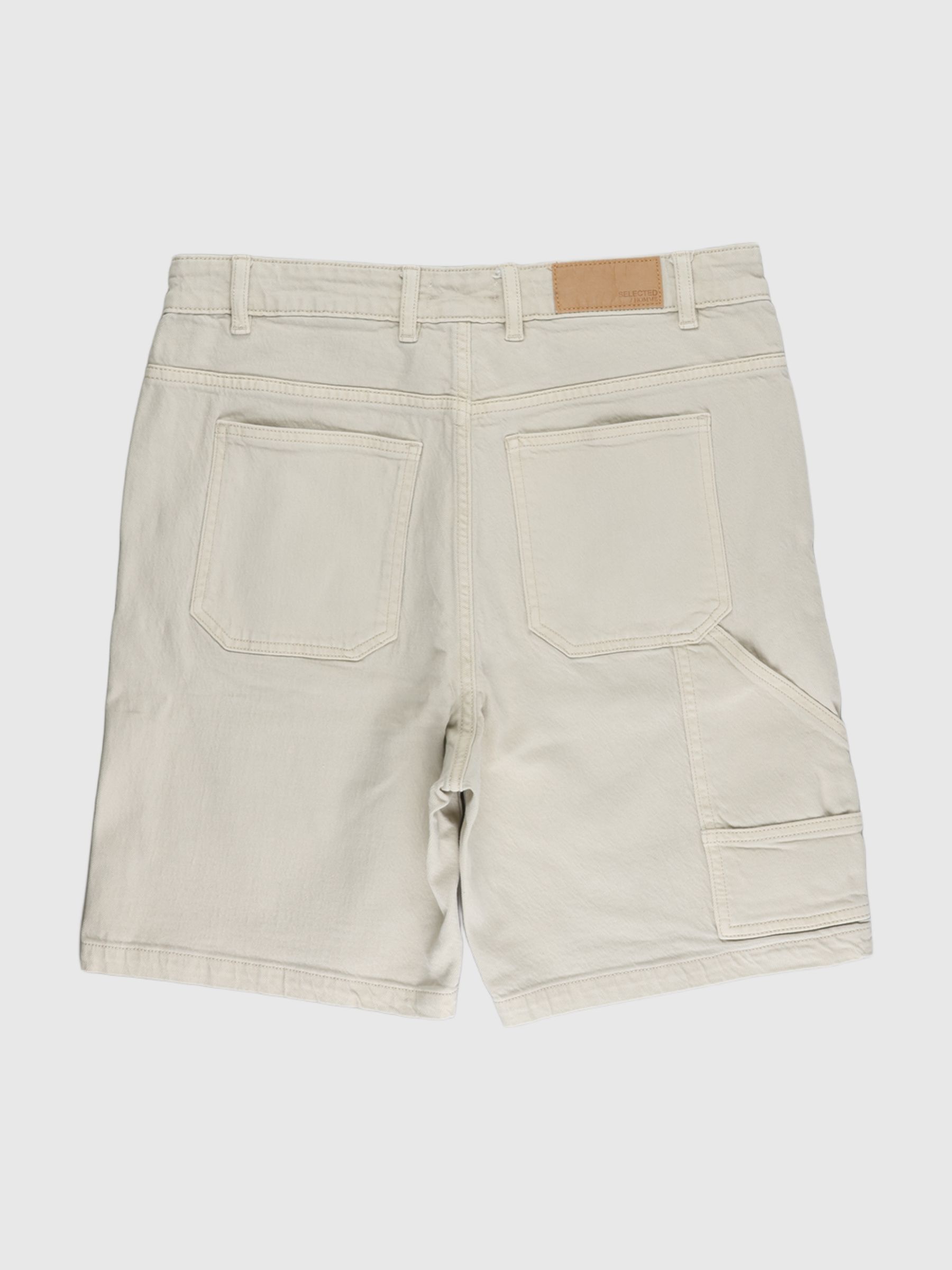 LOOSE FIT SHORTS
