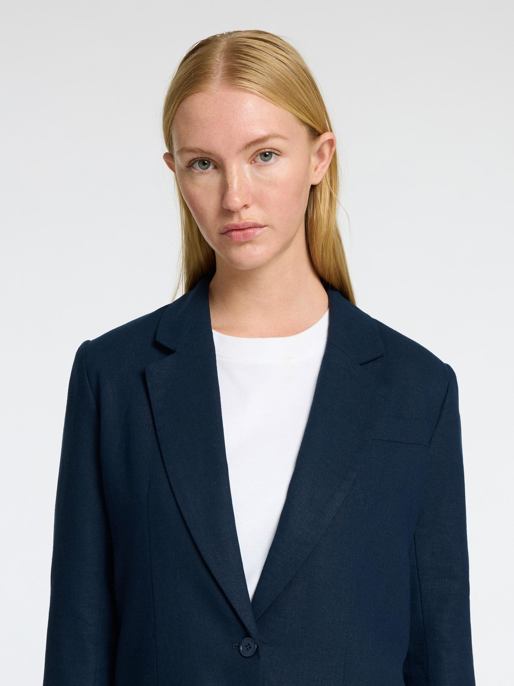 RELAXED FIT SINGLE-BREASTED BLAZER