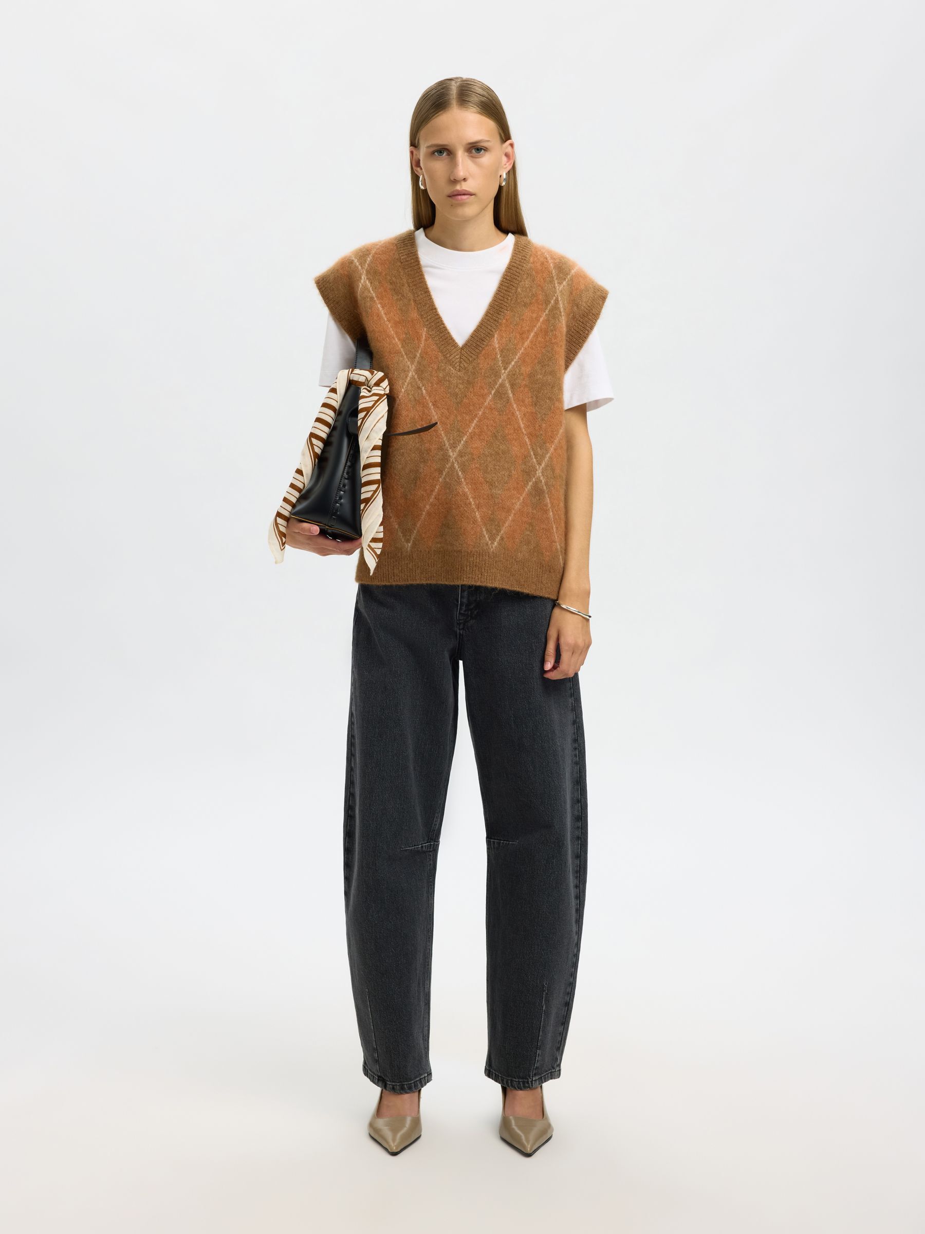 WOOL BLEND  KNITTED VEST