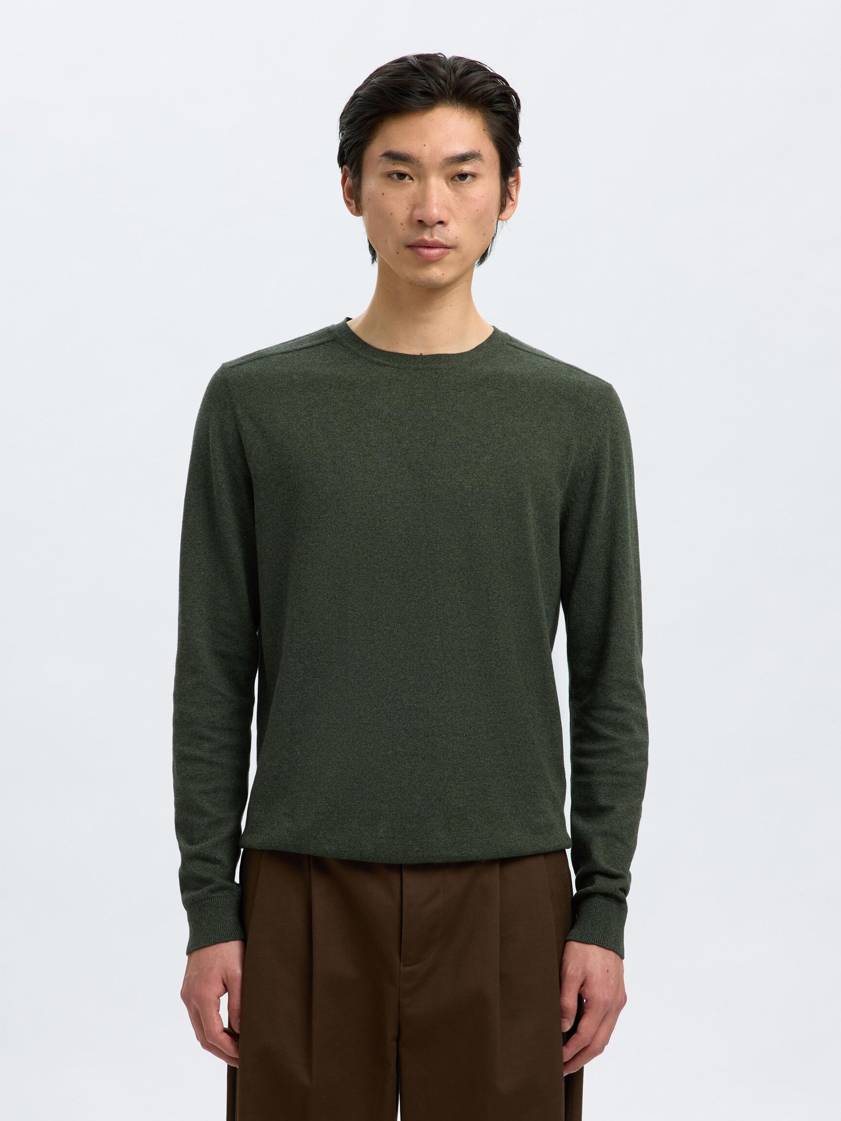 LONG-SLEEVED KNITTED JUMPER