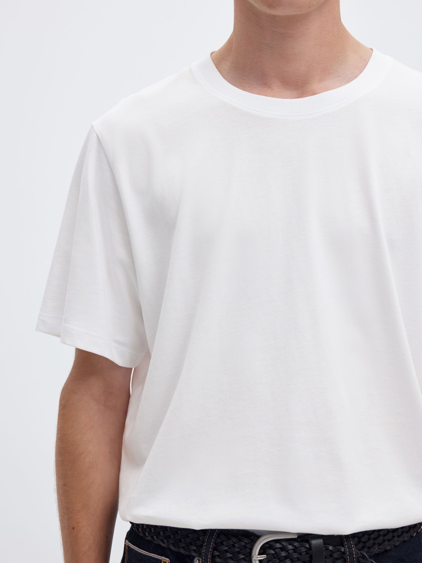 REGULAR T-SHIRT