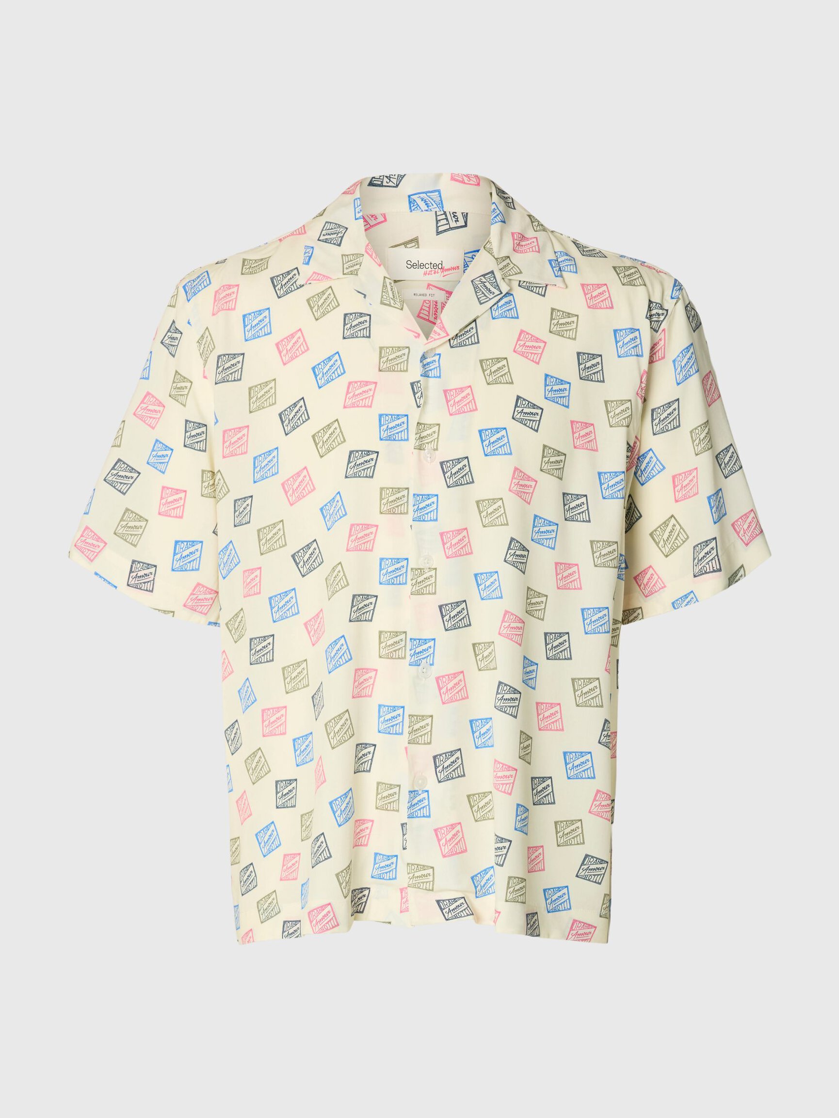 CORTE RELAJADO CAMISA DE MANGA CORTA