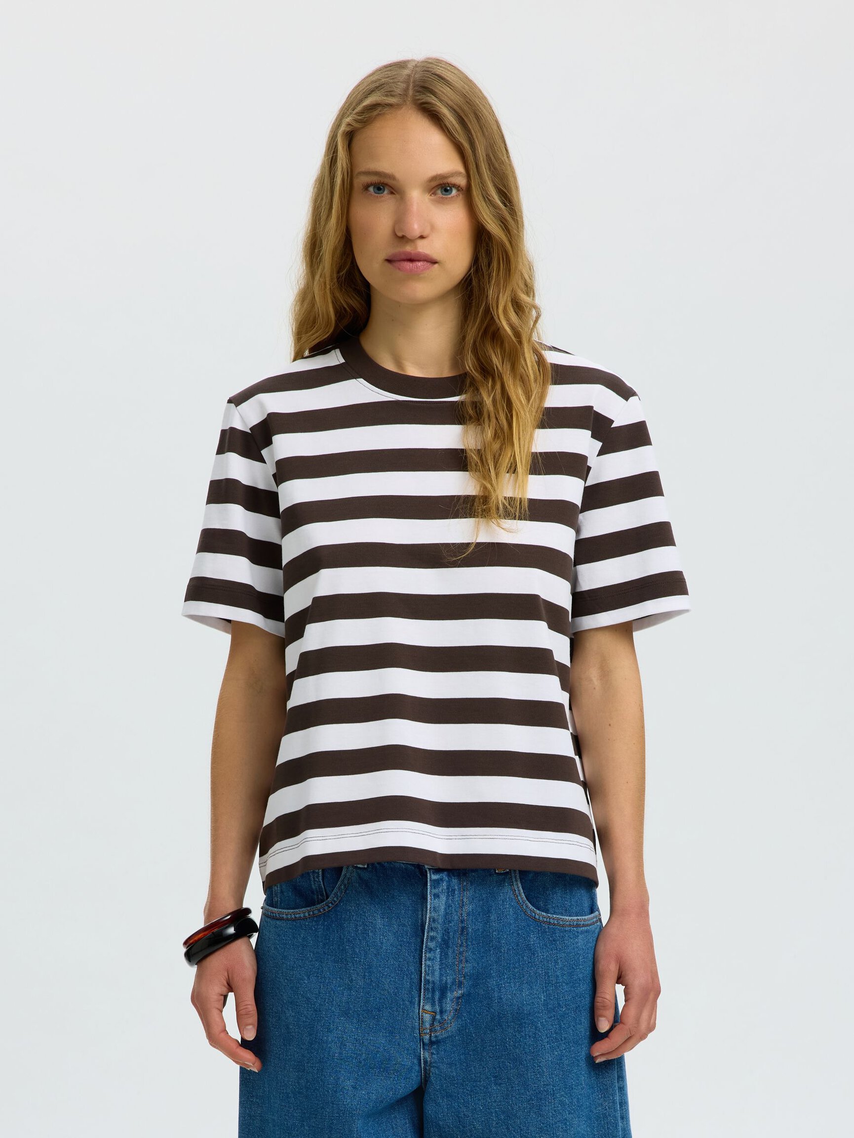 STRIBET BOXY FIT T-SHIRT