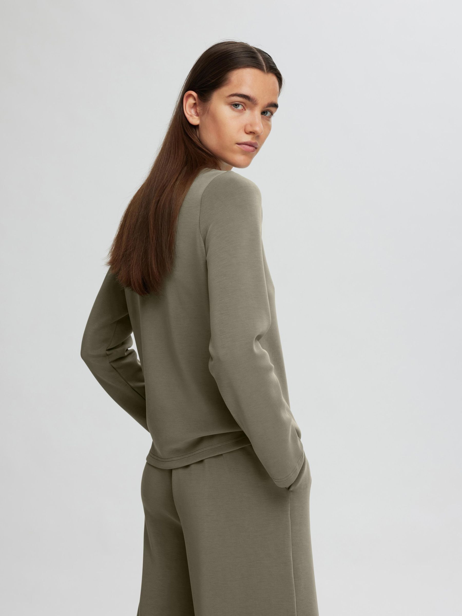 RELAXED FIT TROUSERS