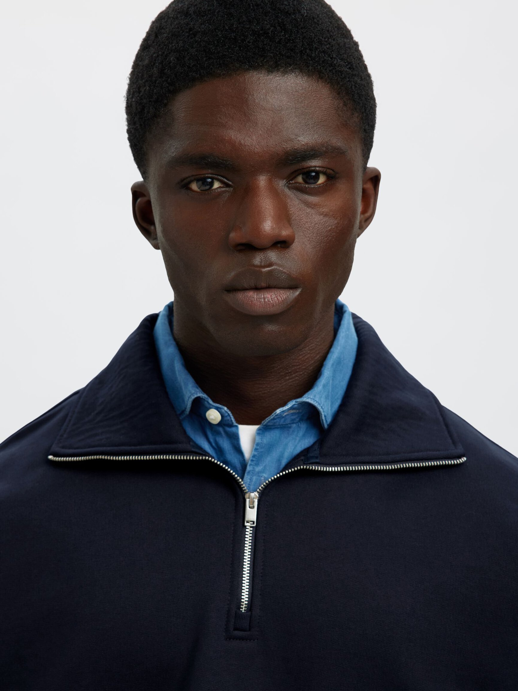 COTTON ZIPPED SWEATSHIRT