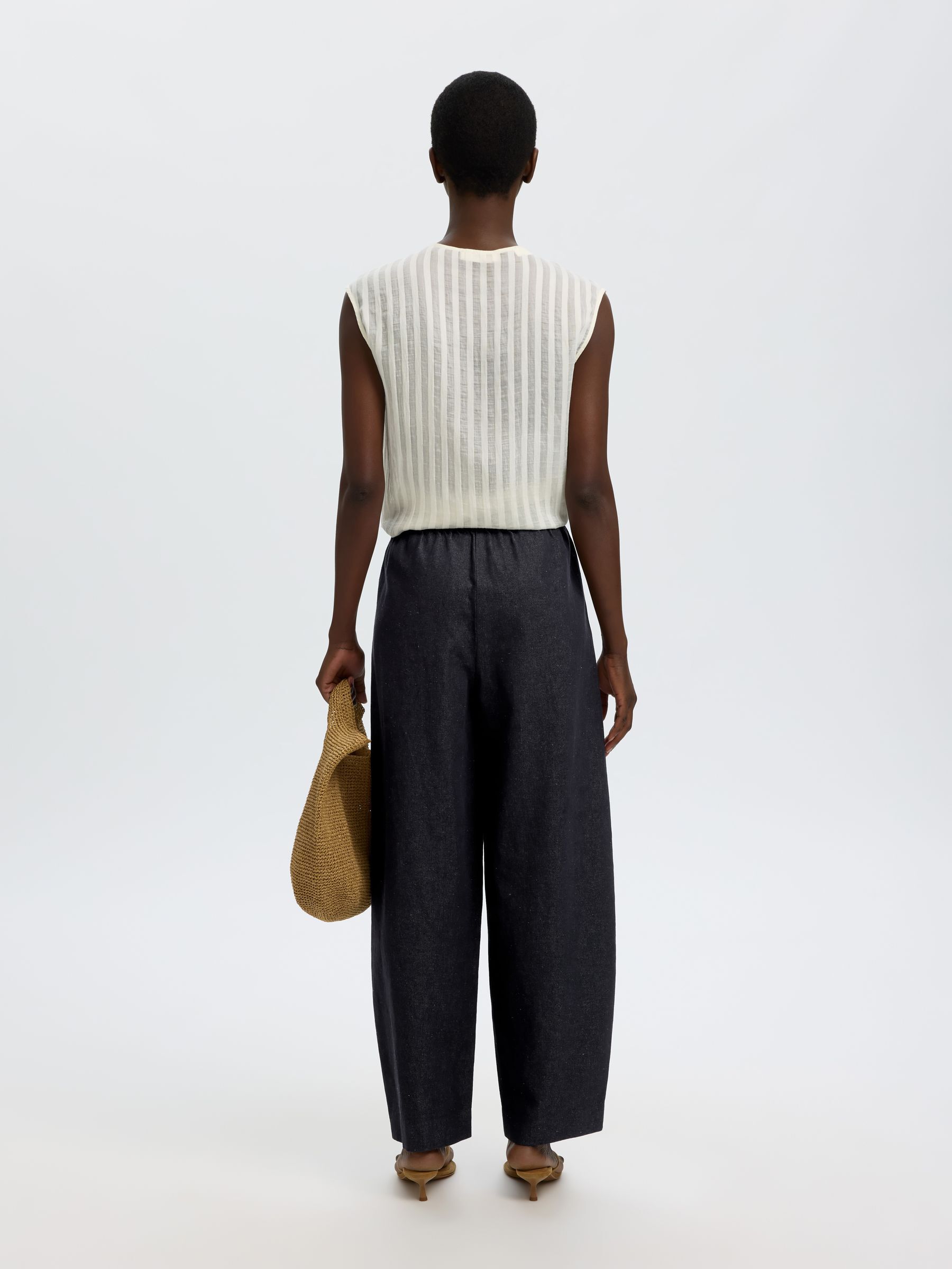 COTTON BLEND BARREL FIT TROUSERS