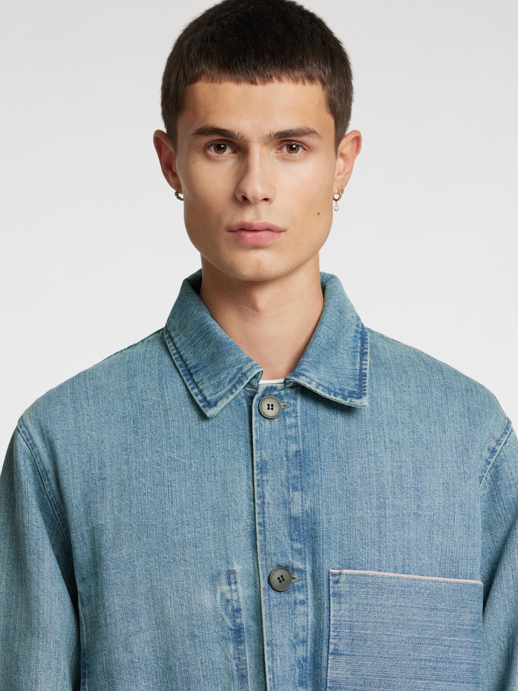 BOXY FIT DENIM SHIRT