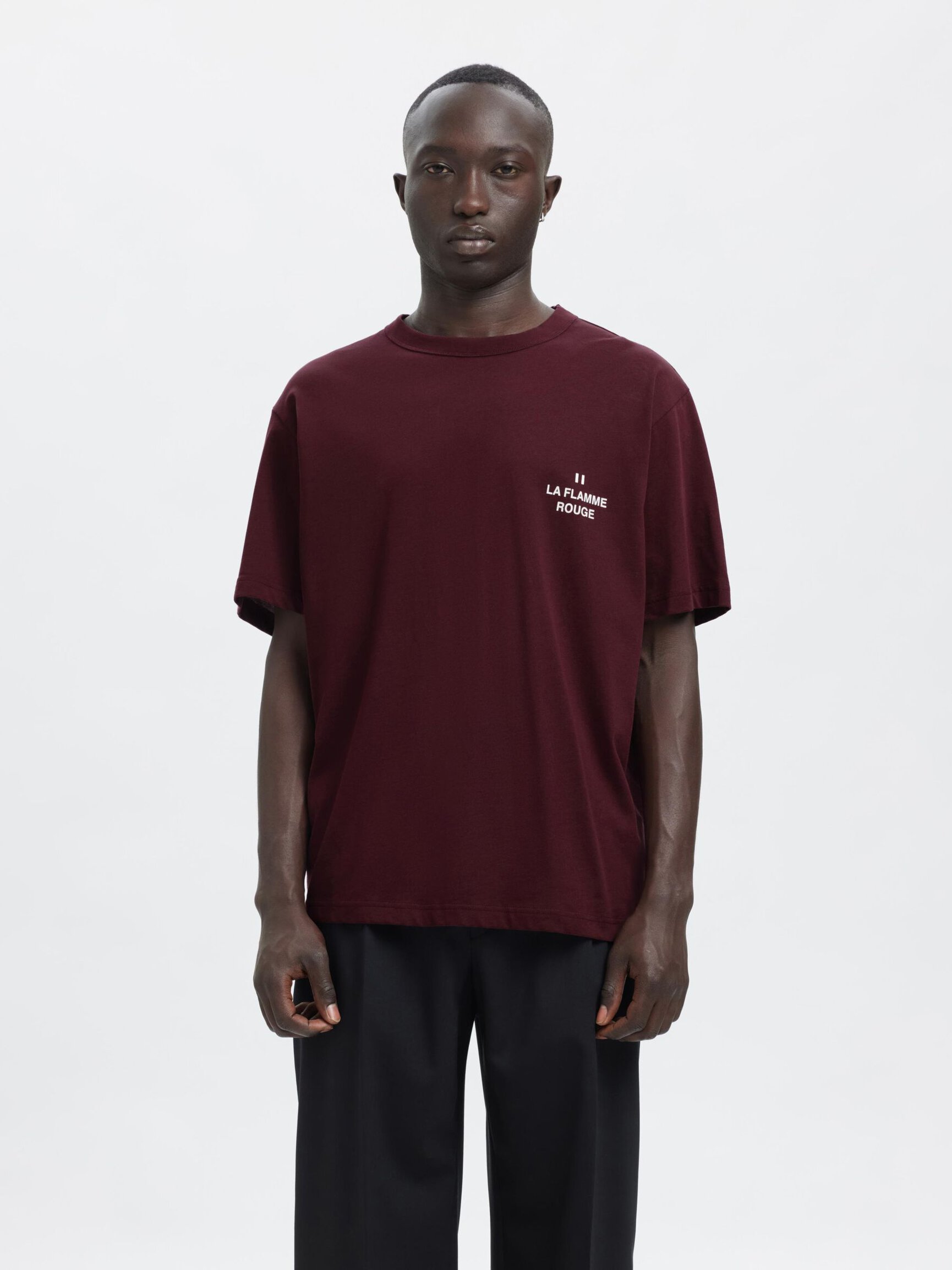 REGULAR FIT T-SHIRT