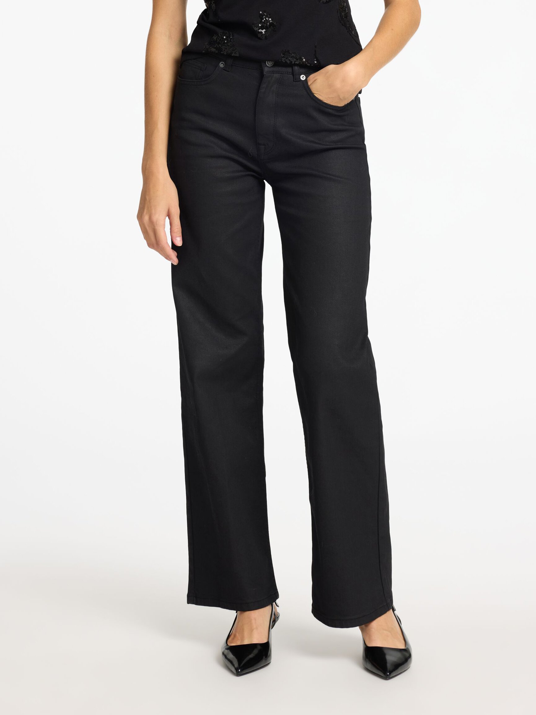 BESCHICHTETE WIDE FIT JEANS