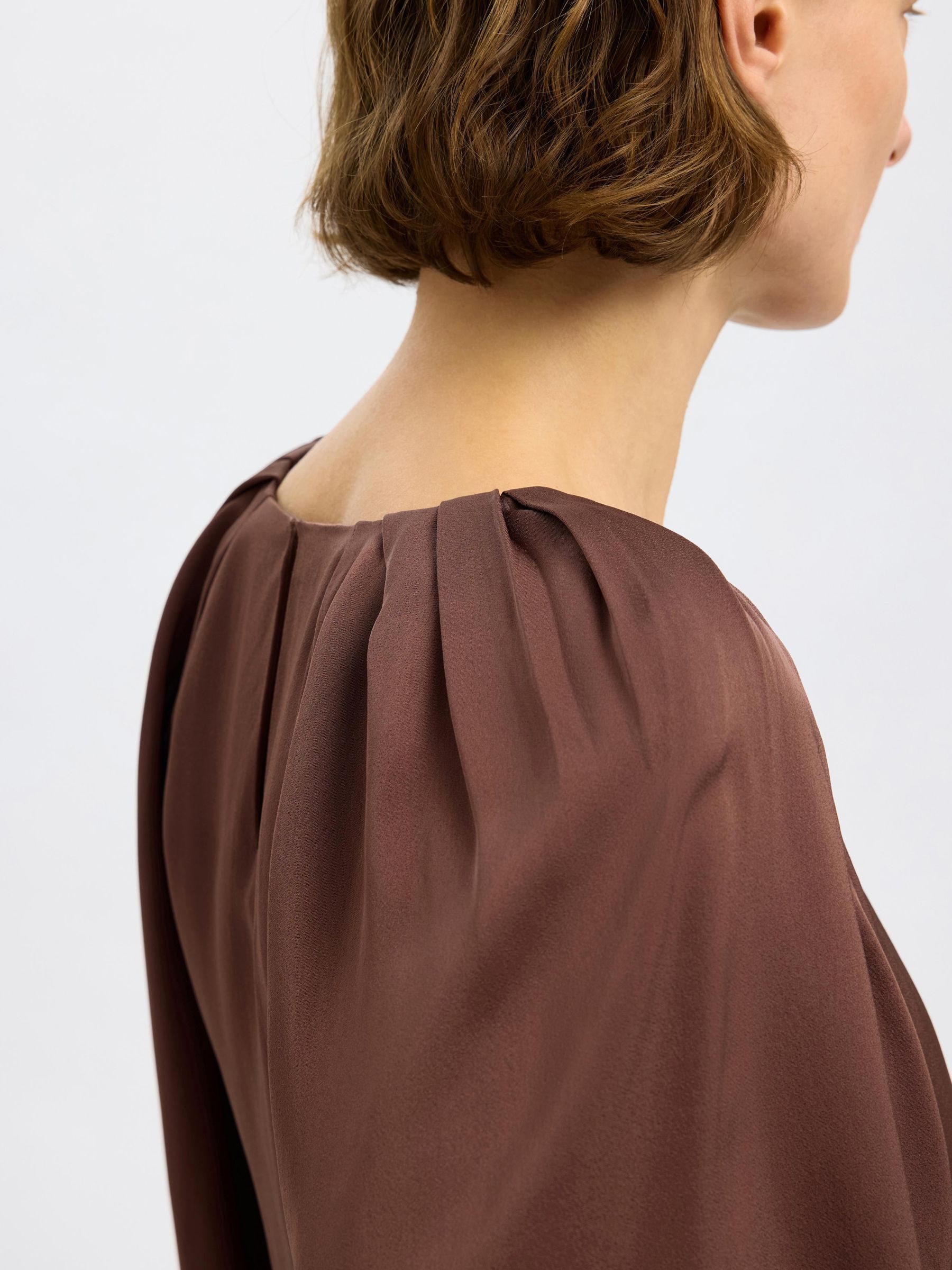 SATIN 3/4 SLEEVED BLOUSE