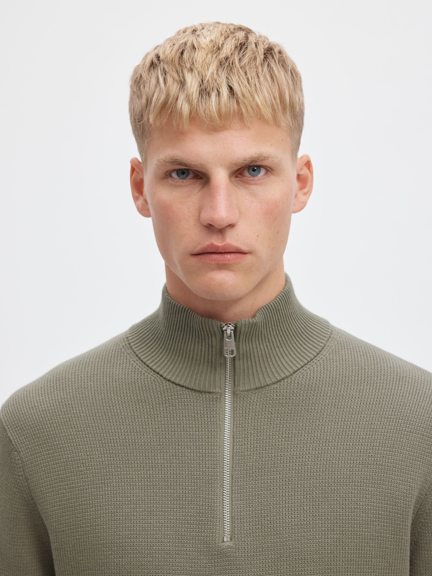HALF-ZIP JUMPER