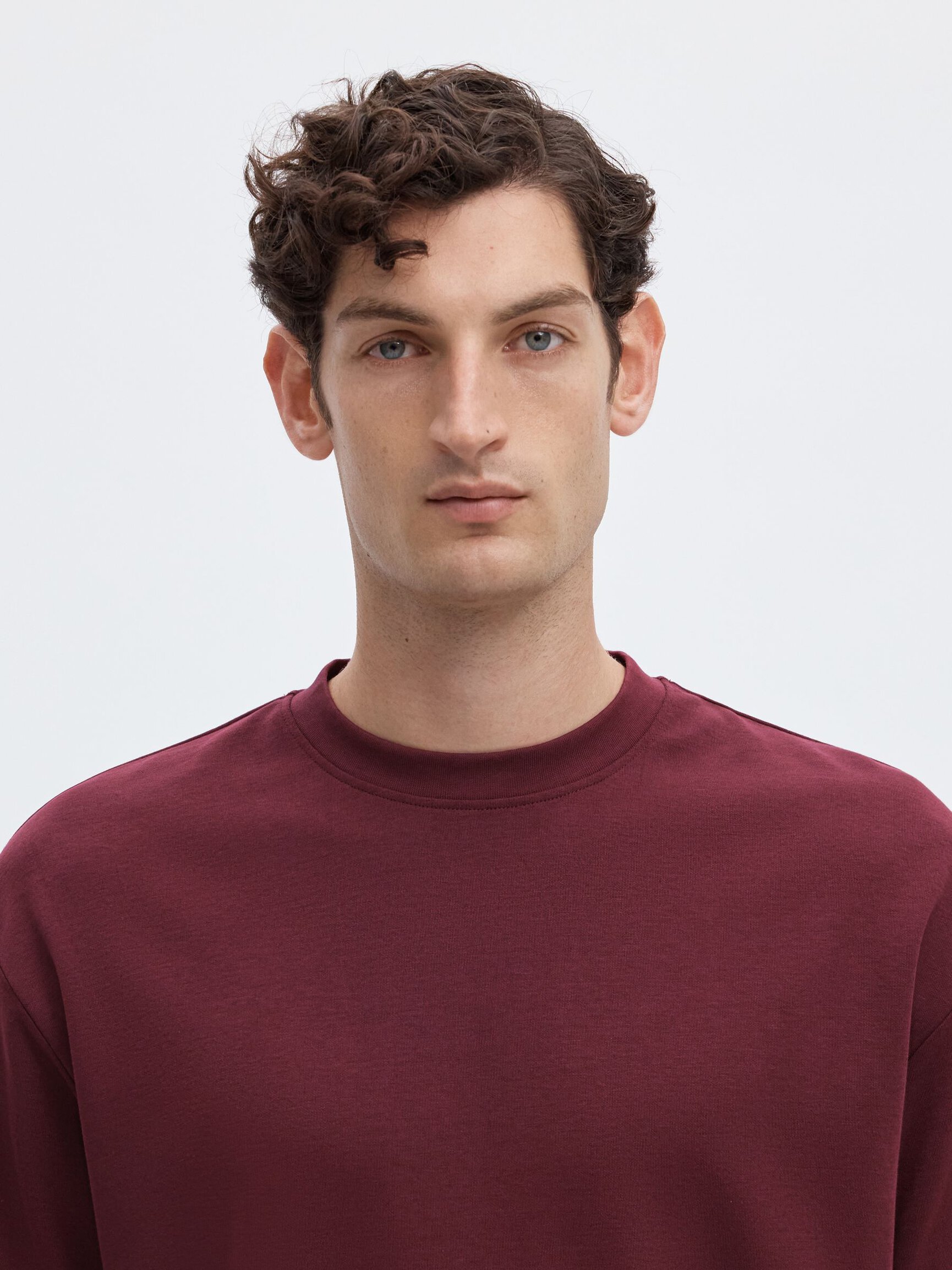 SURDIMENSIONNÉ À MANCHES COURTES T-SHIRT