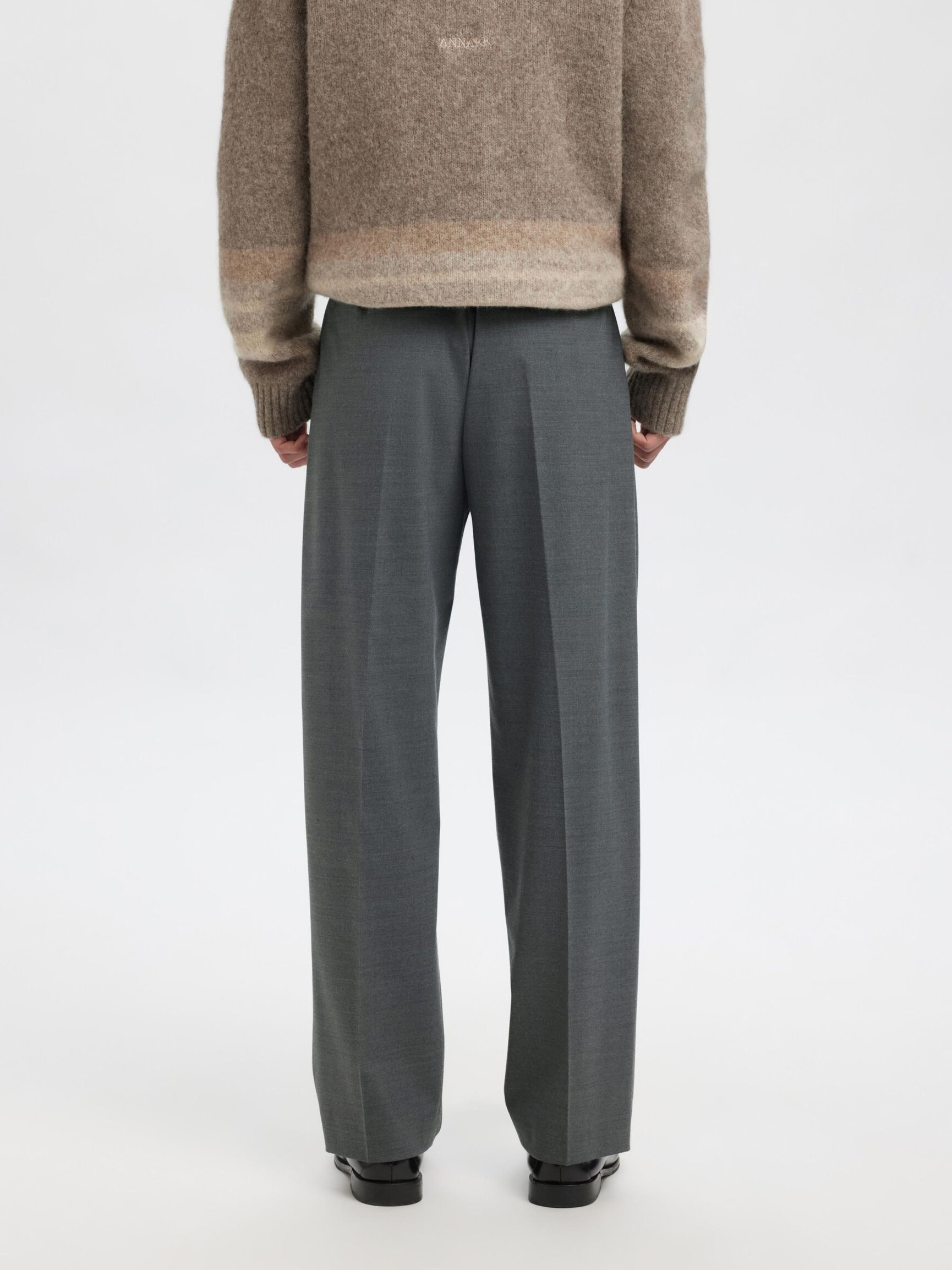 RELAXED FIT TROUSERS