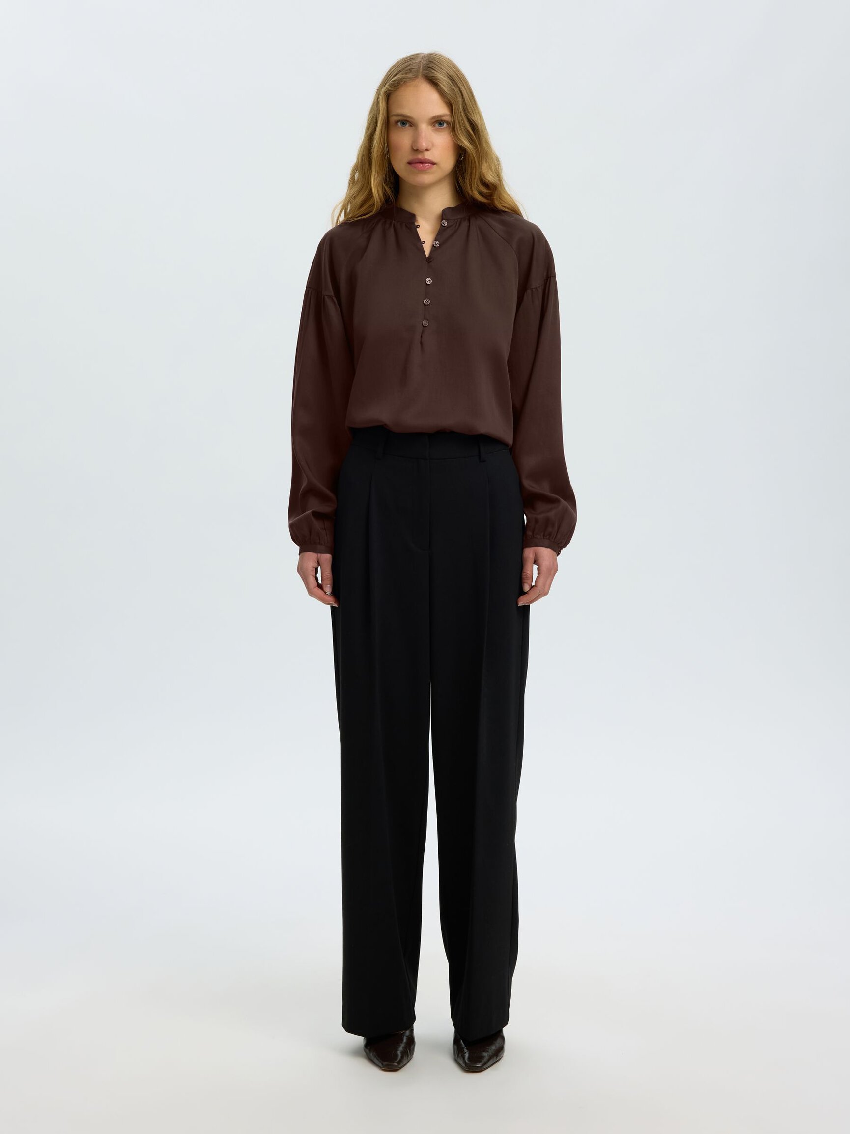 LONG SLEEVED SHIRT