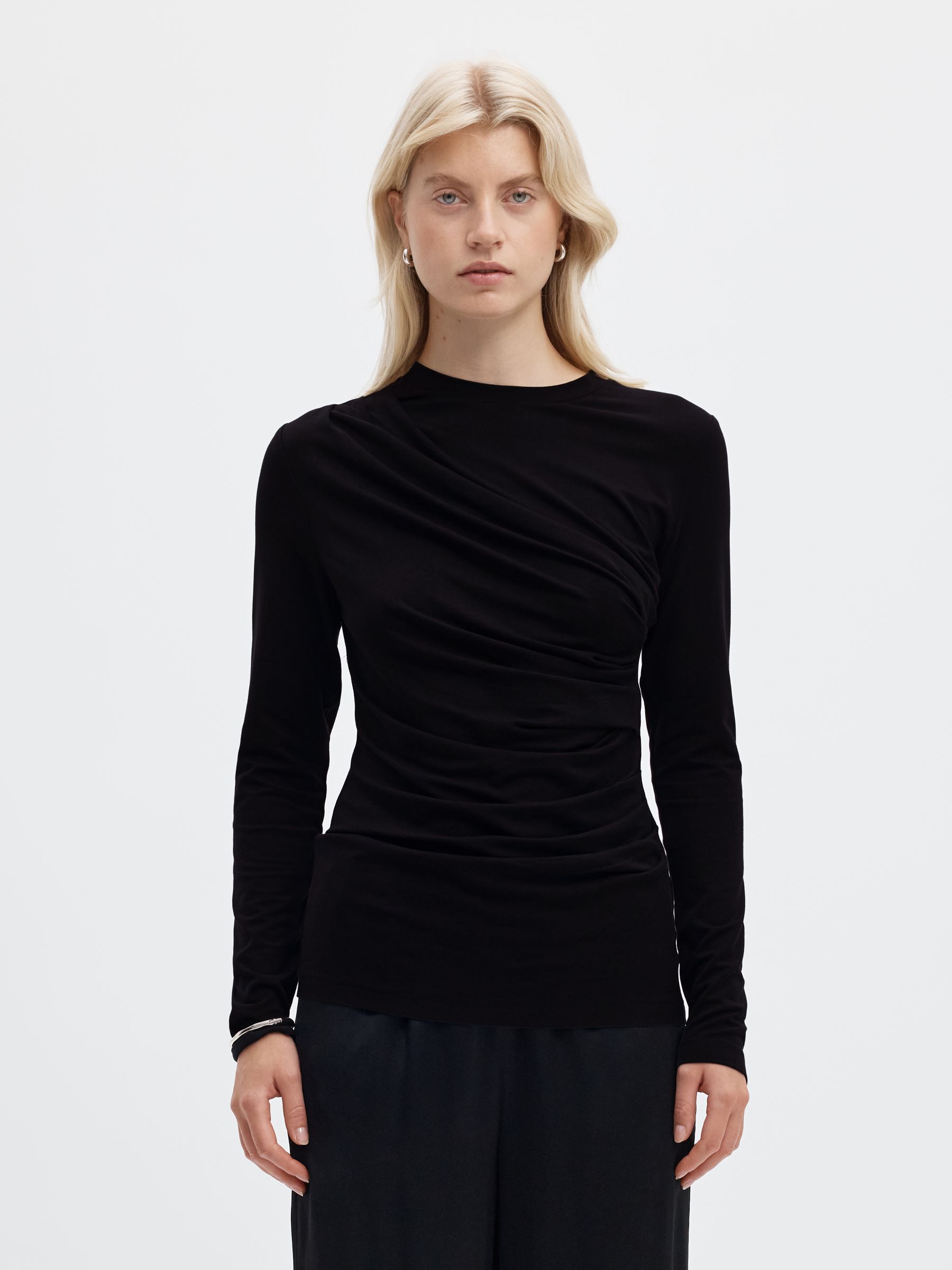DRAPED LONG SLEEVED TOP