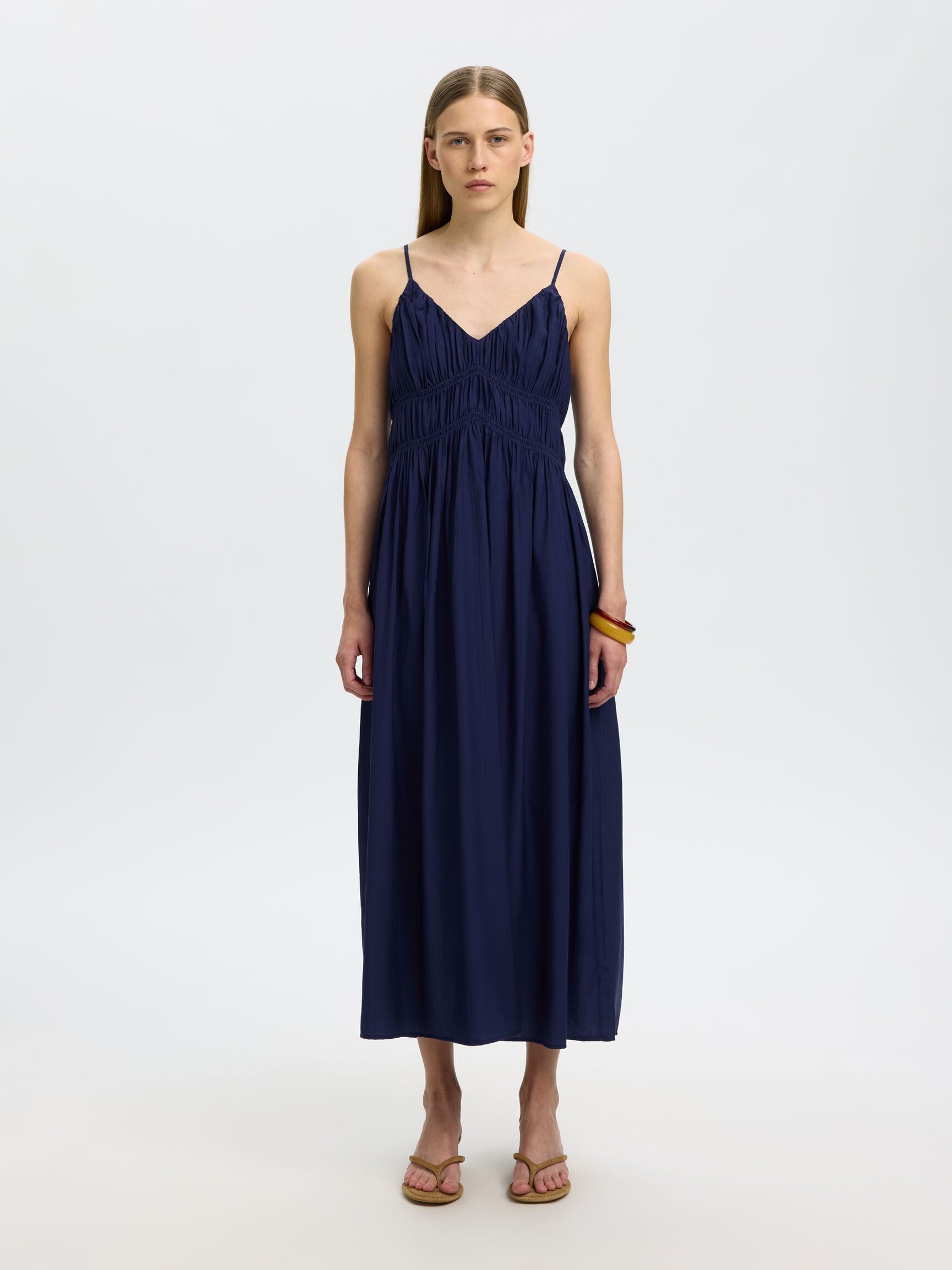 V-NECK SPAGHETTI MAXI DRESS
