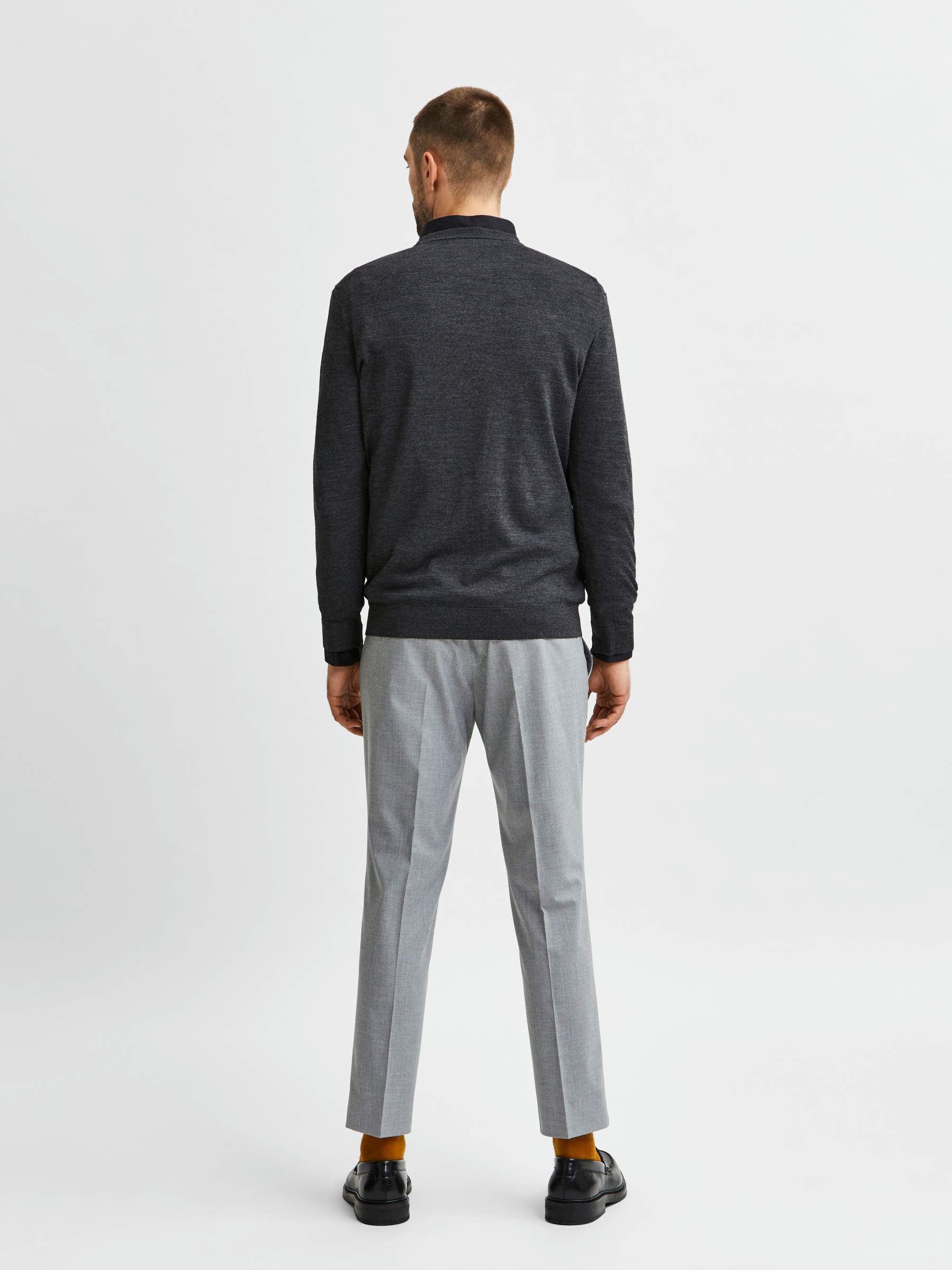 LONG-SLEEVED JUMPER