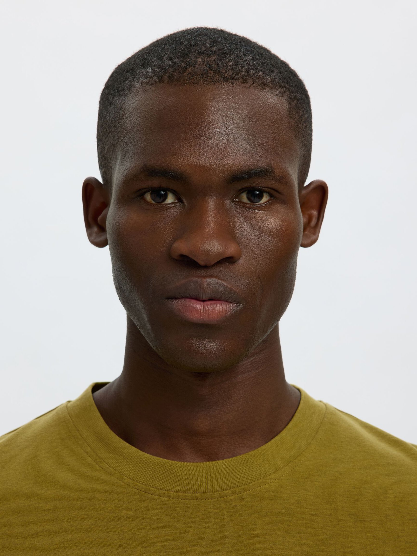 LOOSE FIT T-SHIRT