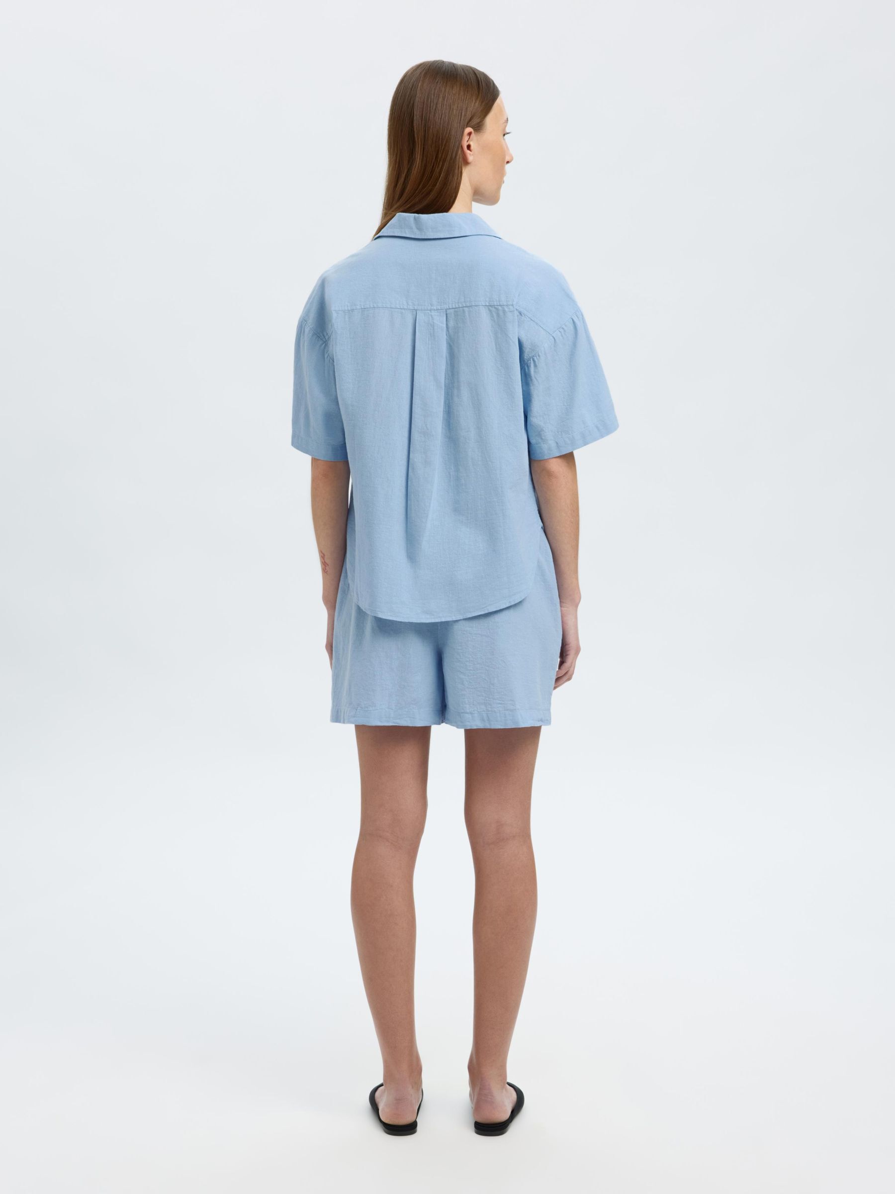 LINEN BLEND SHORT SLEEVED SHIRT