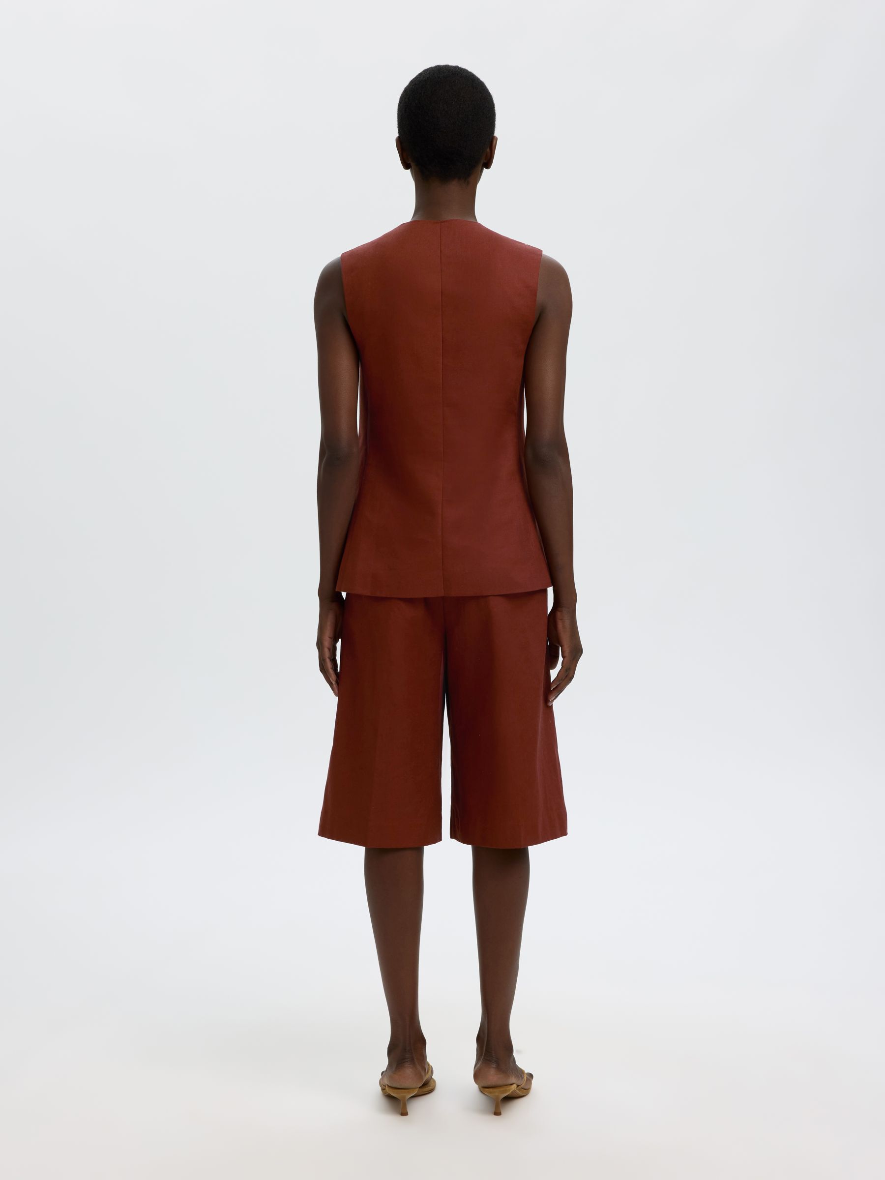 LINEN BLEND VEST
