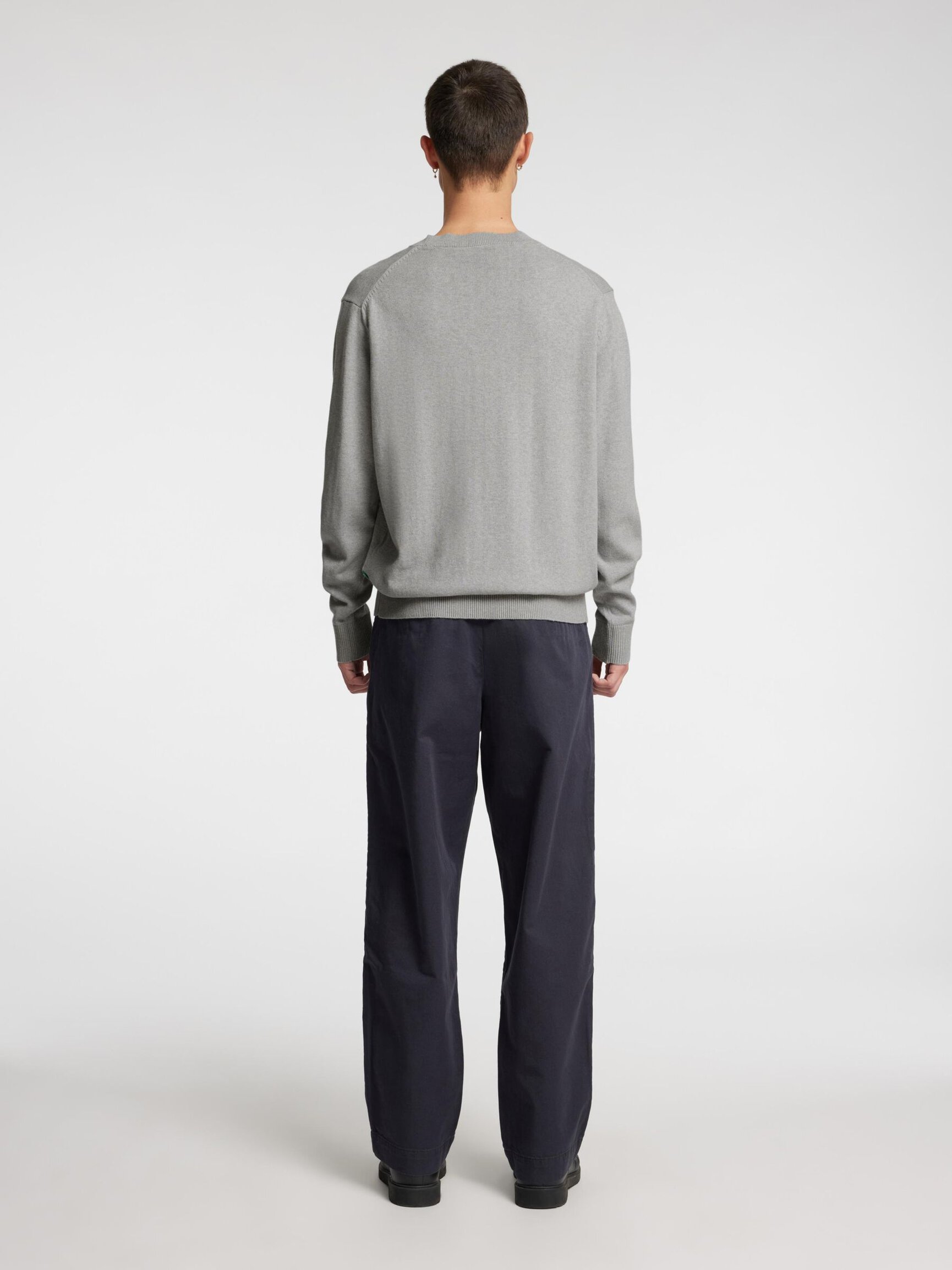 REGULAR FIT KNITTED PULLOVER