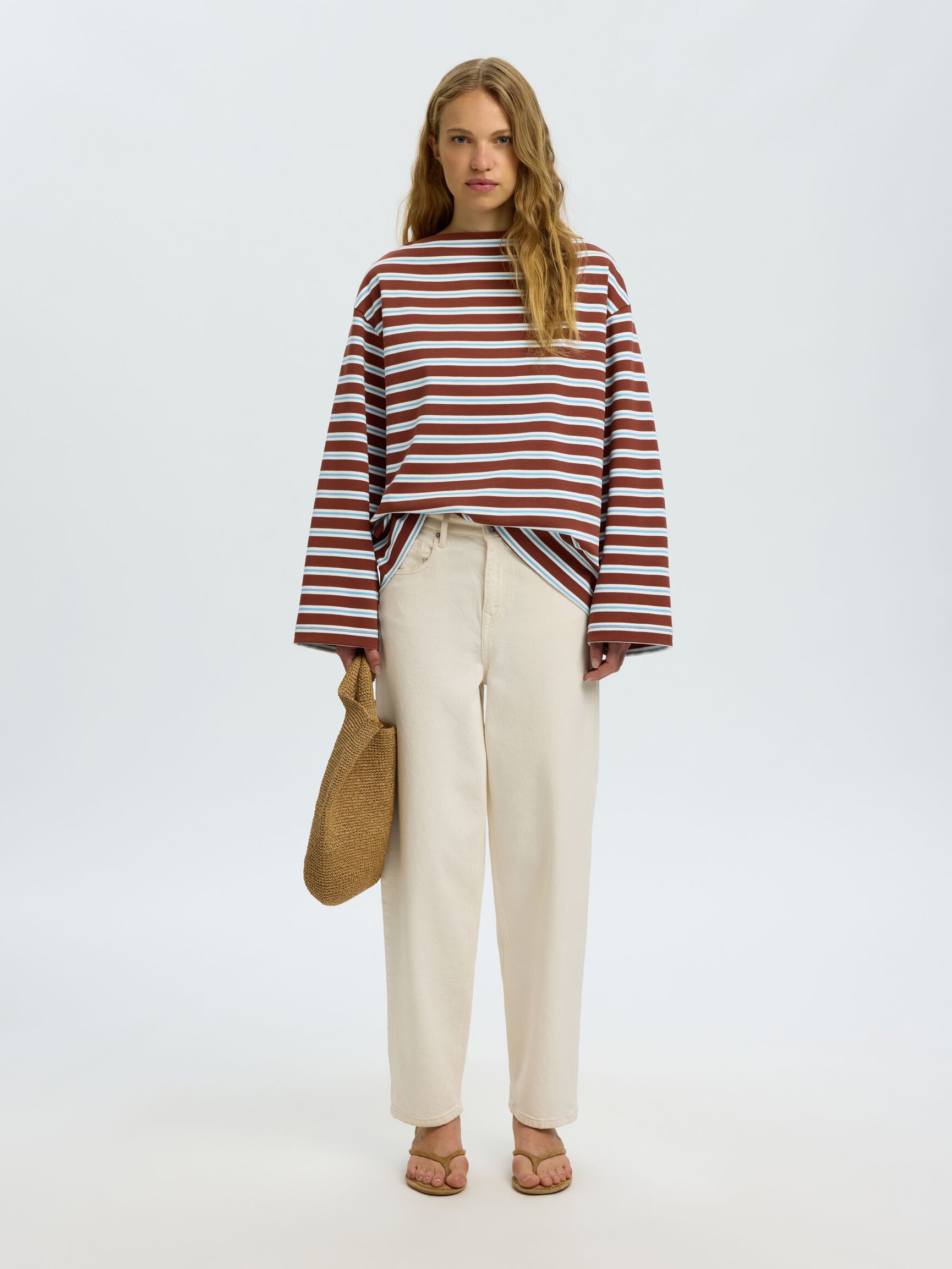 BOATNECK LONG SLEEVED TOP