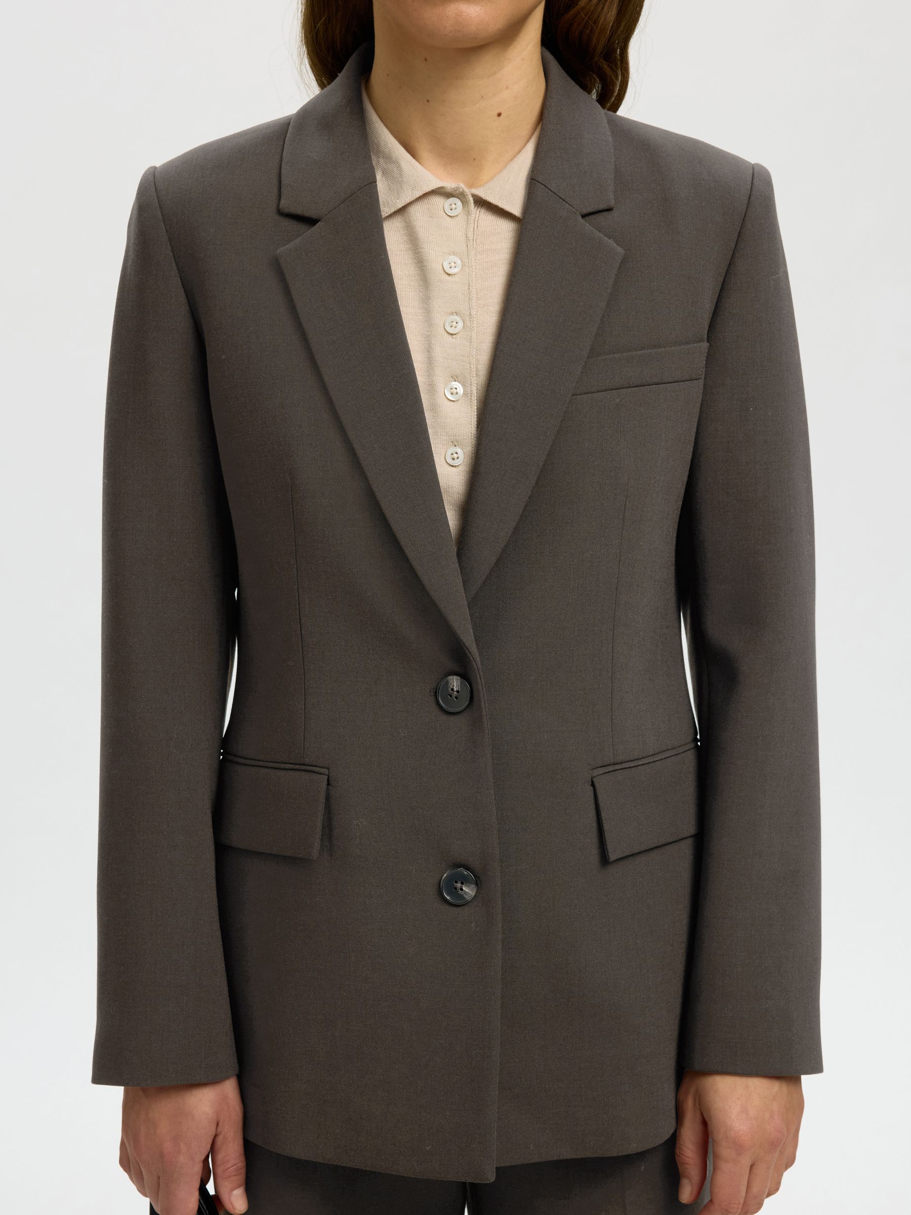 CLASSIC FIT BLAZER