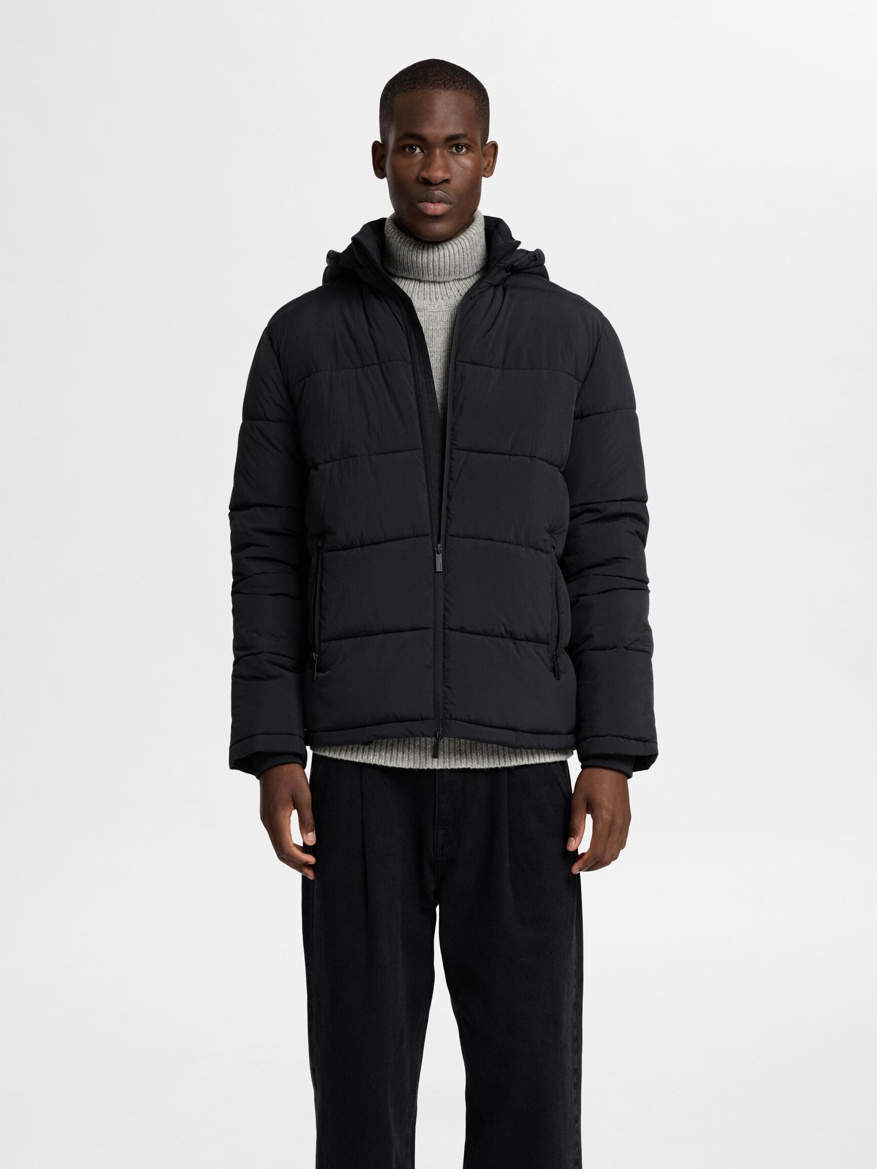 HOODED PUFFER JACKET