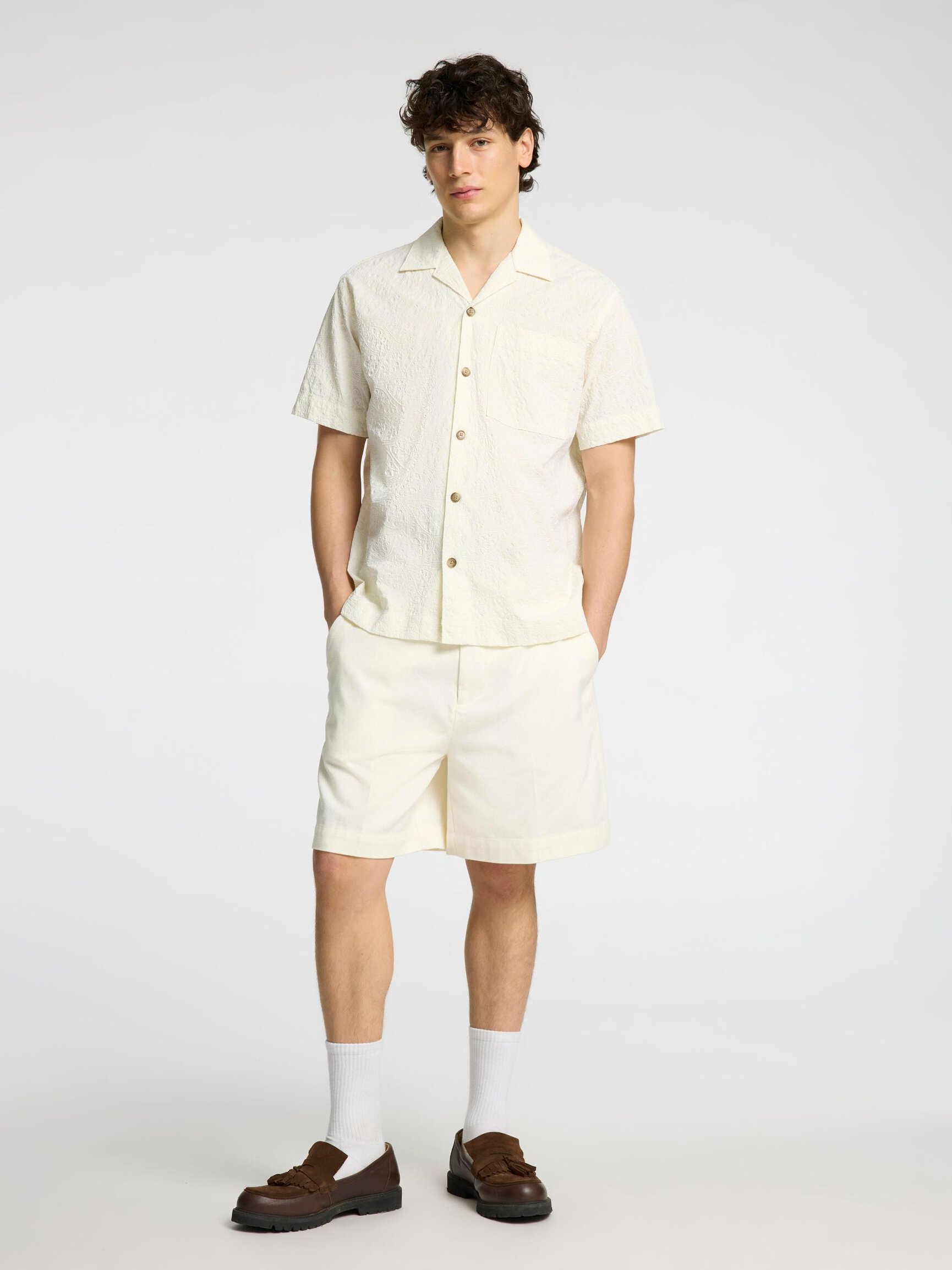 KOSZULA Z KRÓTKIM RĘKAWEM