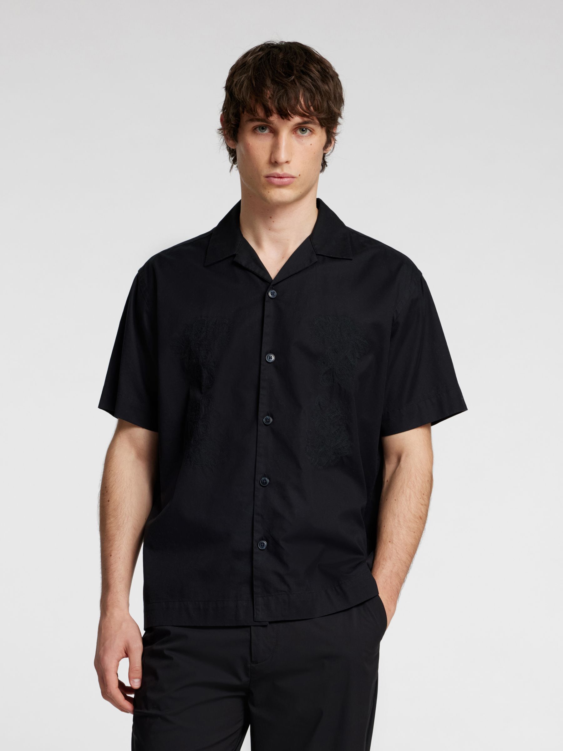 BRODERIE CHEMISE À MANCHES COURTES