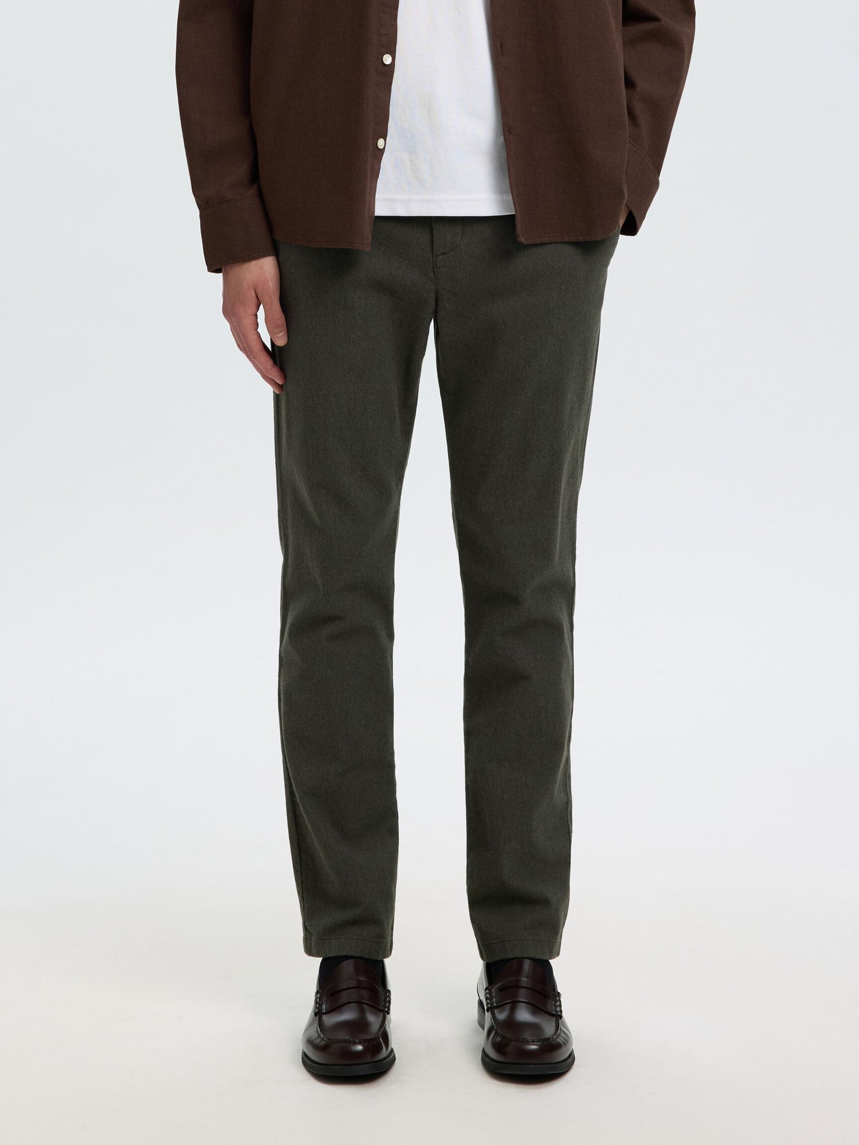 175 SLIM-FIT BRUSHED CHINOS