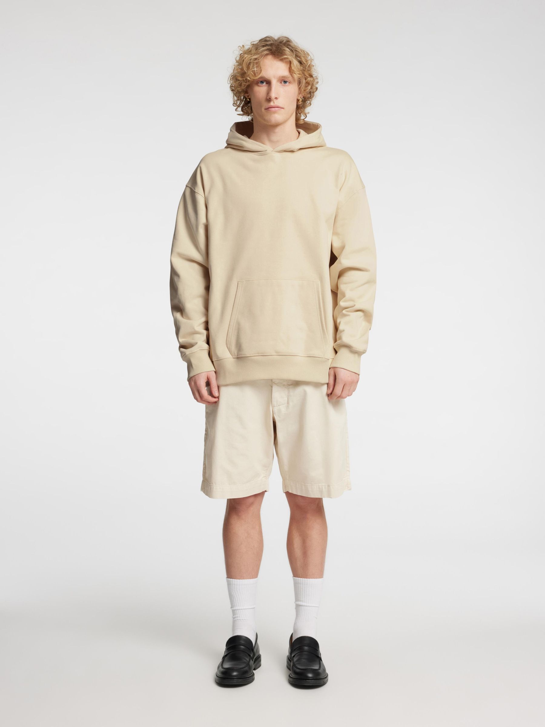 RELAXED FIT HOODIE