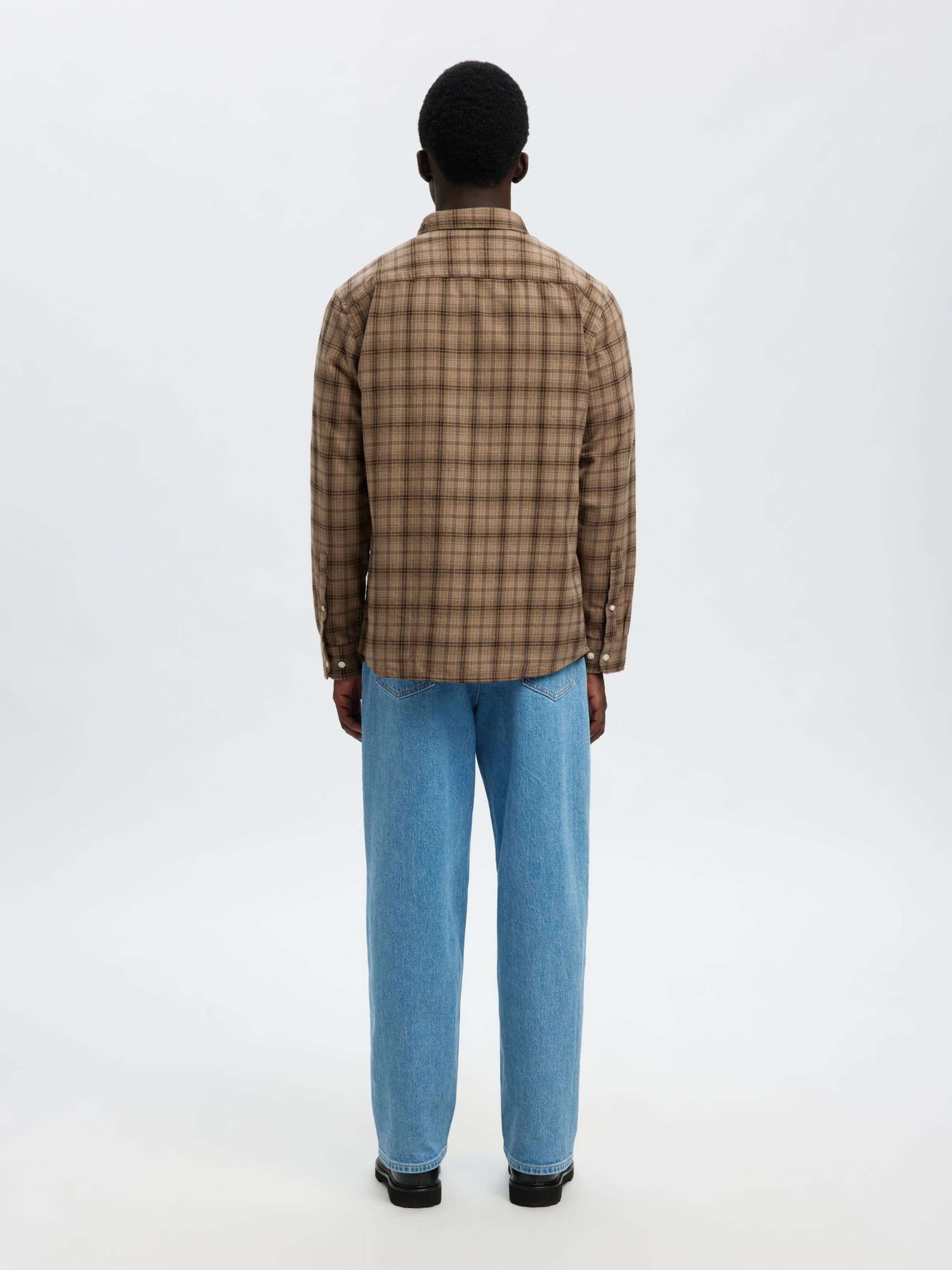 REGULAR FIT SHIRT