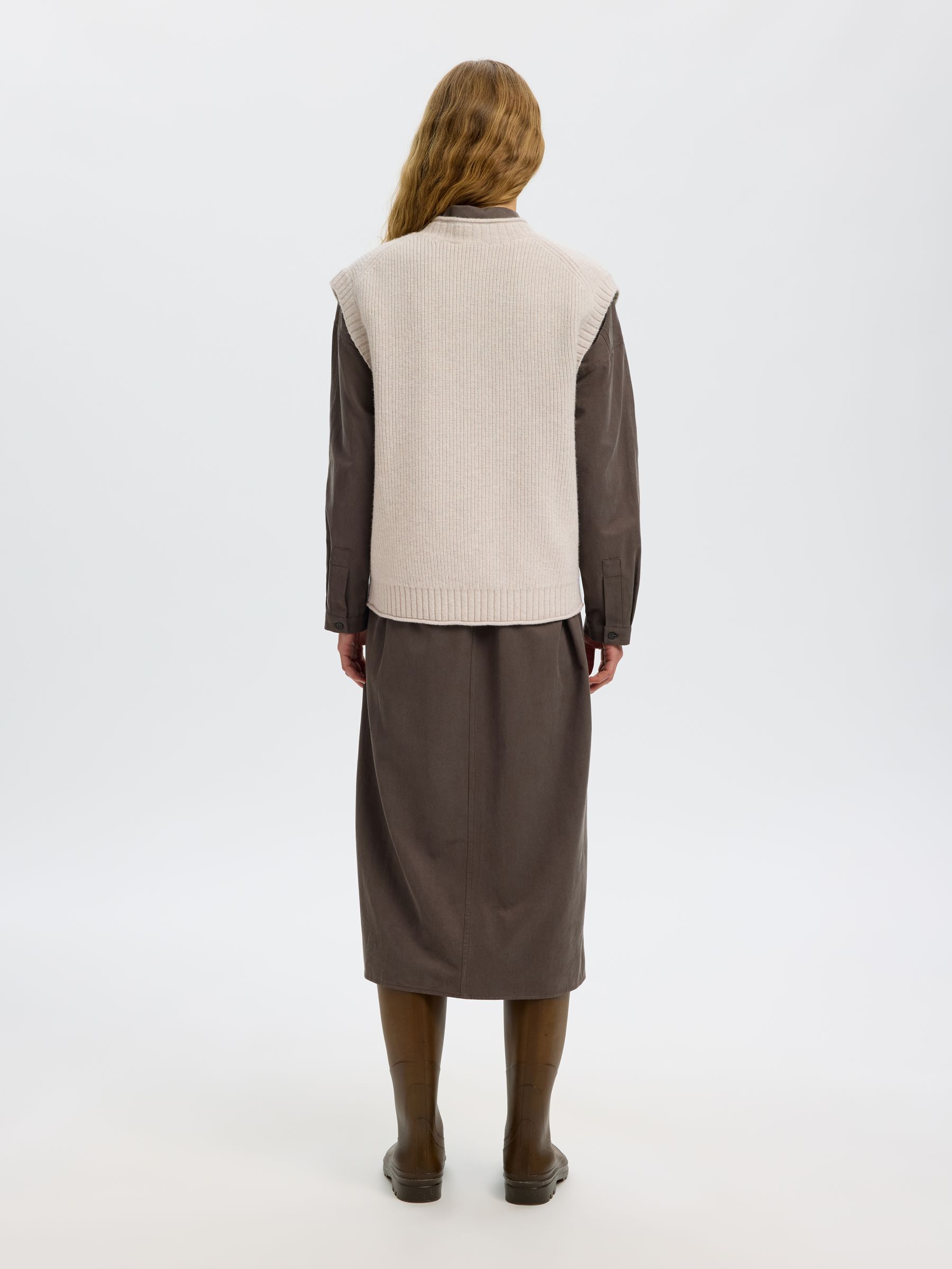WOOL KNITTED VEST