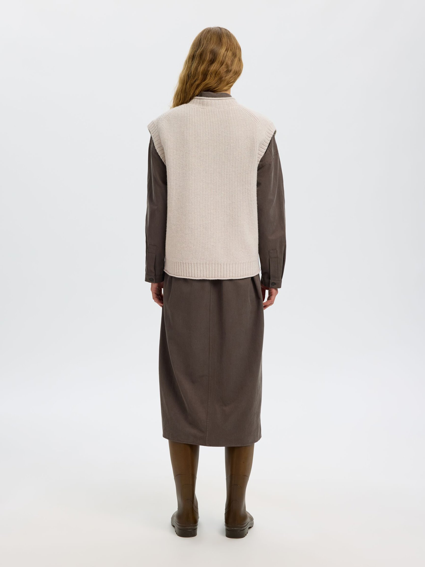 WOOL KNITTED VEST