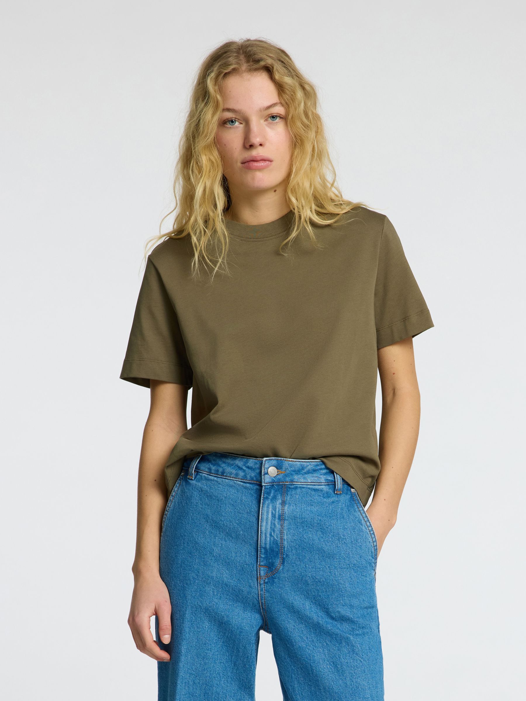 BOXY T-SHIRT
