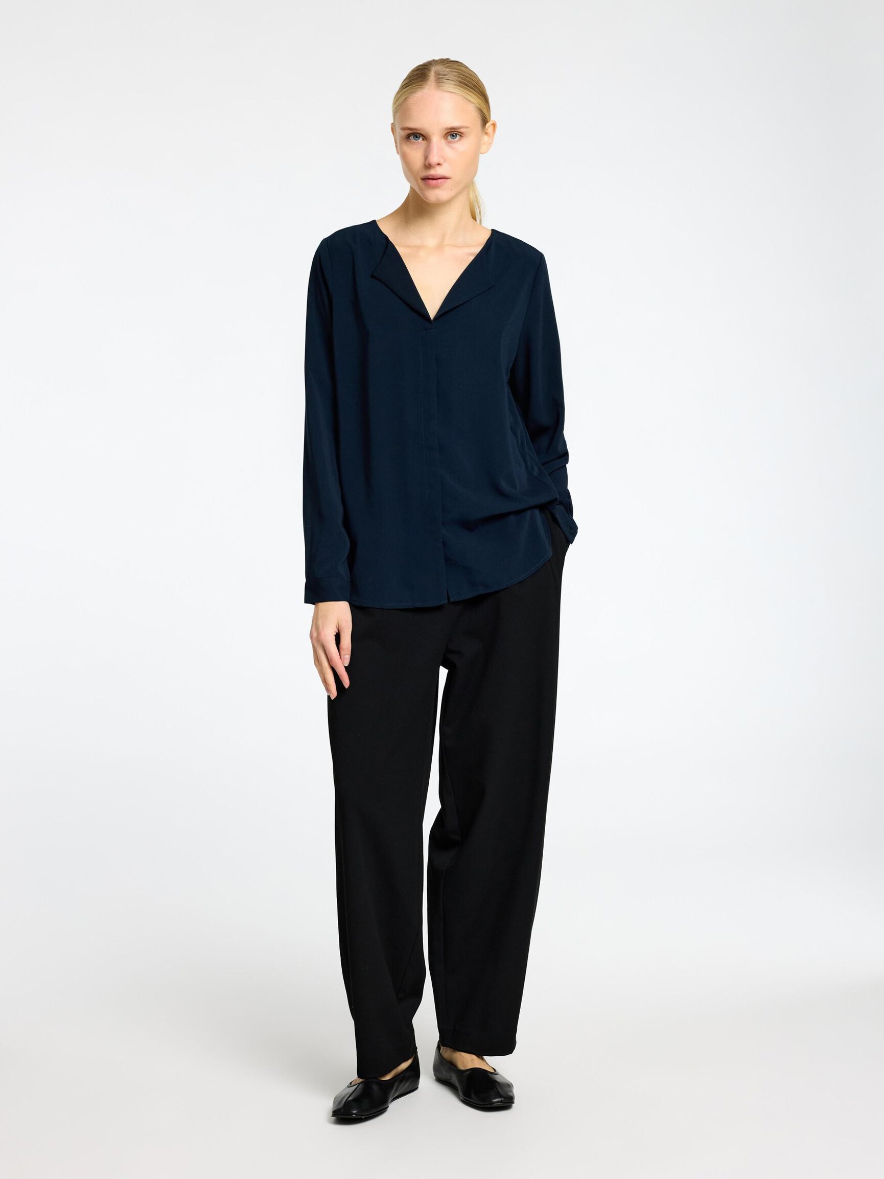 LONG SLEEVED SHIRT
