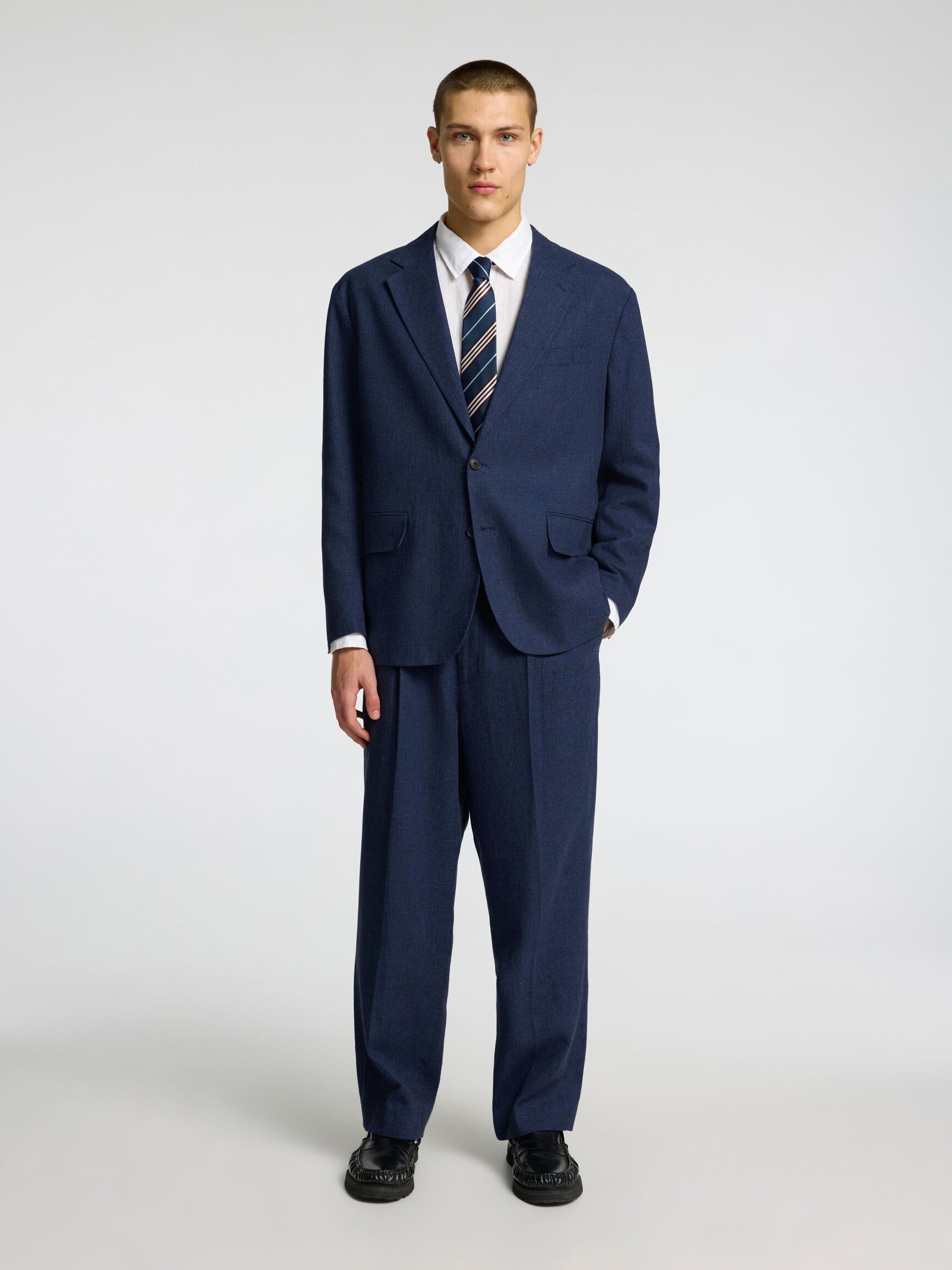 TAILORED LINEN BLEND LOOSE-FIT TROUSERS