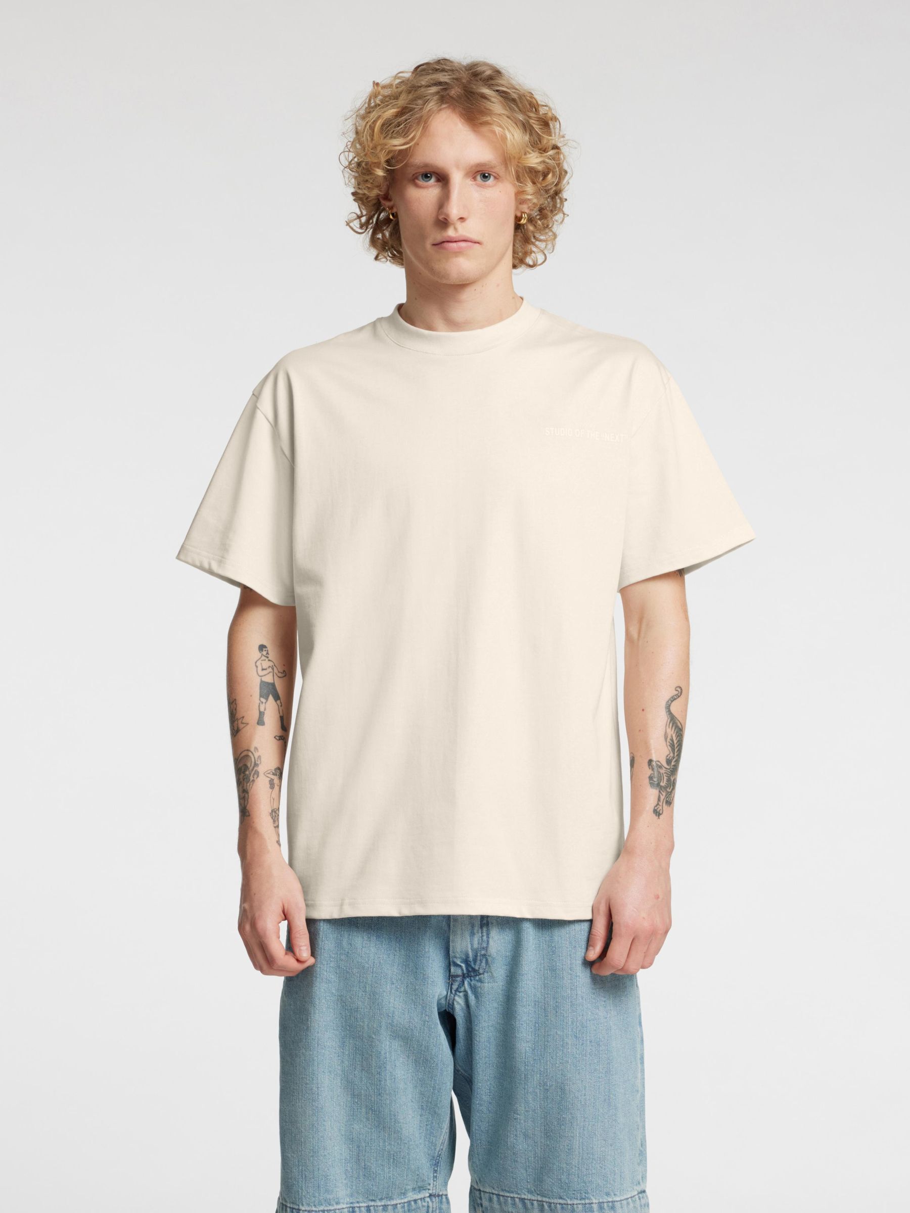 RELAXED FIT T-SHIRT