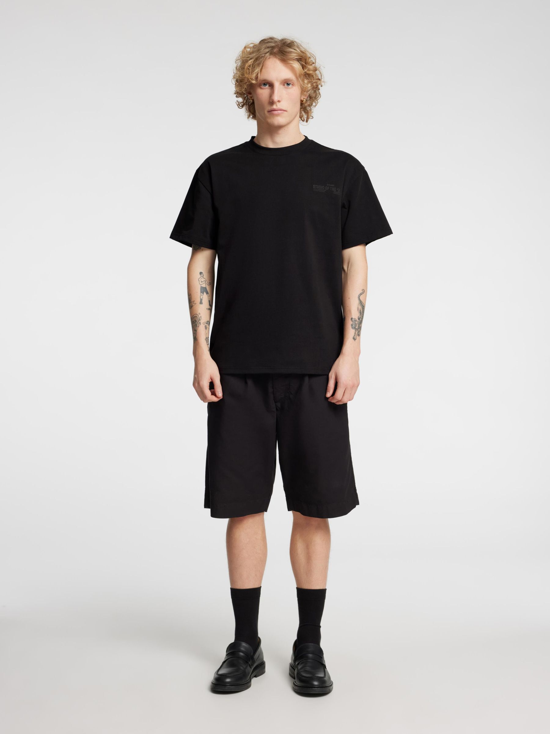 RELAXED FIT T-SHIRT