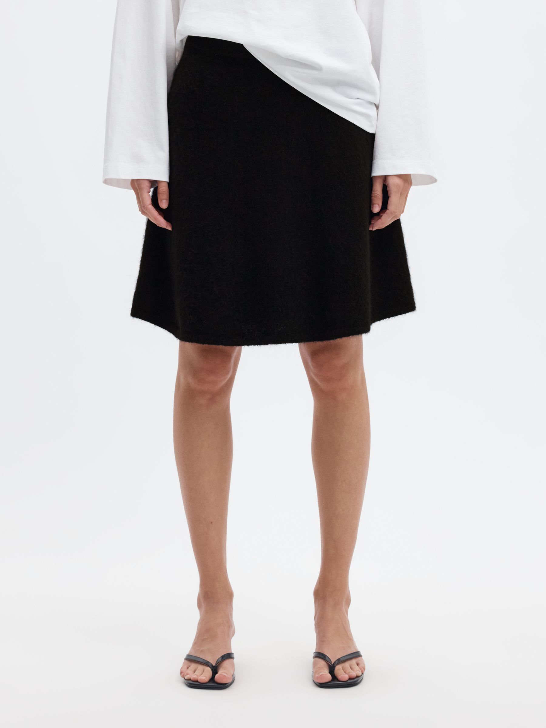 BRUSHED KNITTED SKIRT