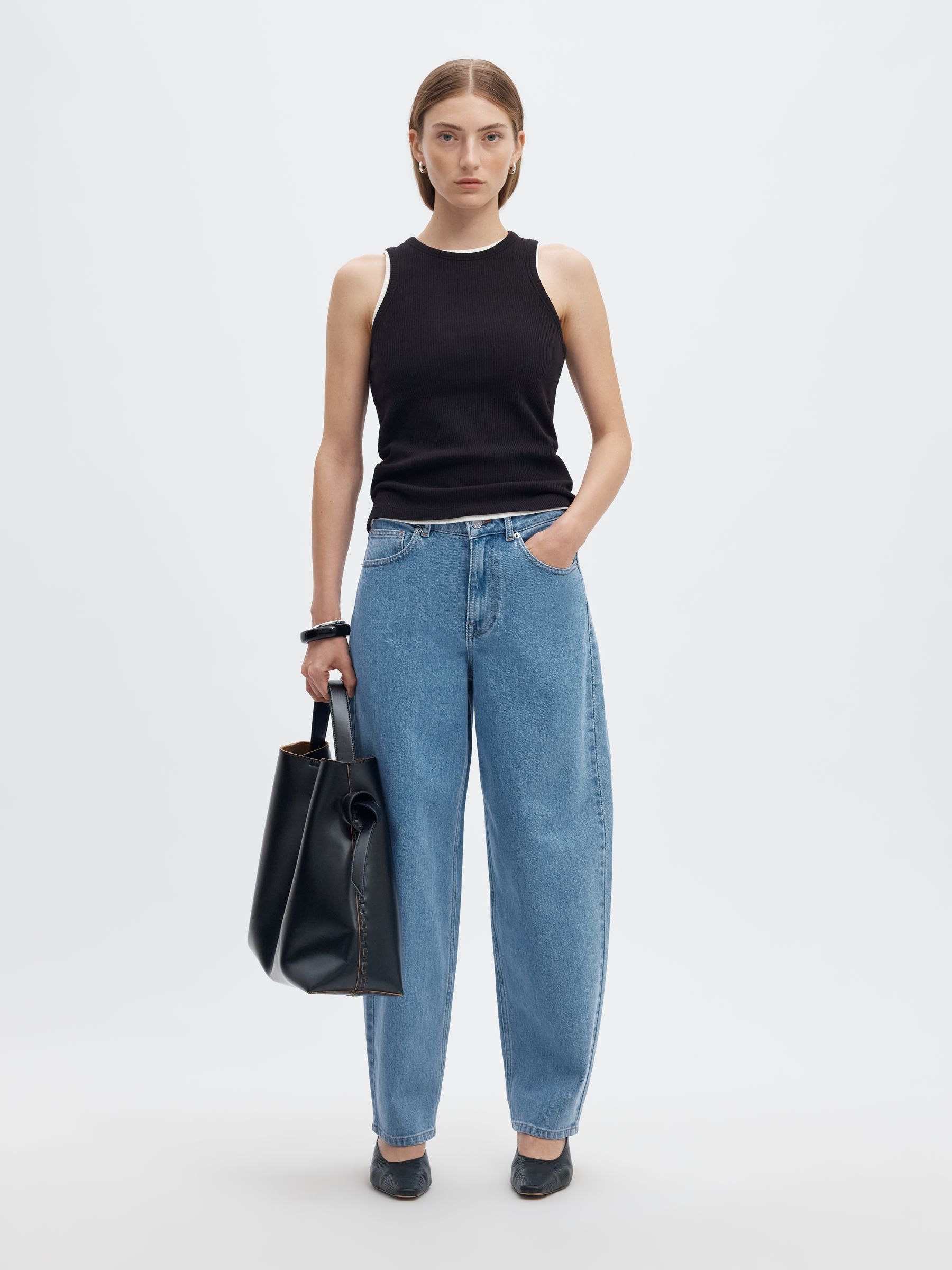 À TAILLE HAUTE JEANS BARREL
