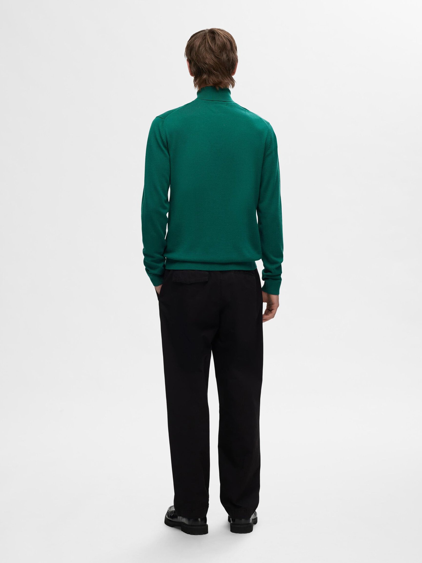 100% MERINO WOOL TURTLENECK