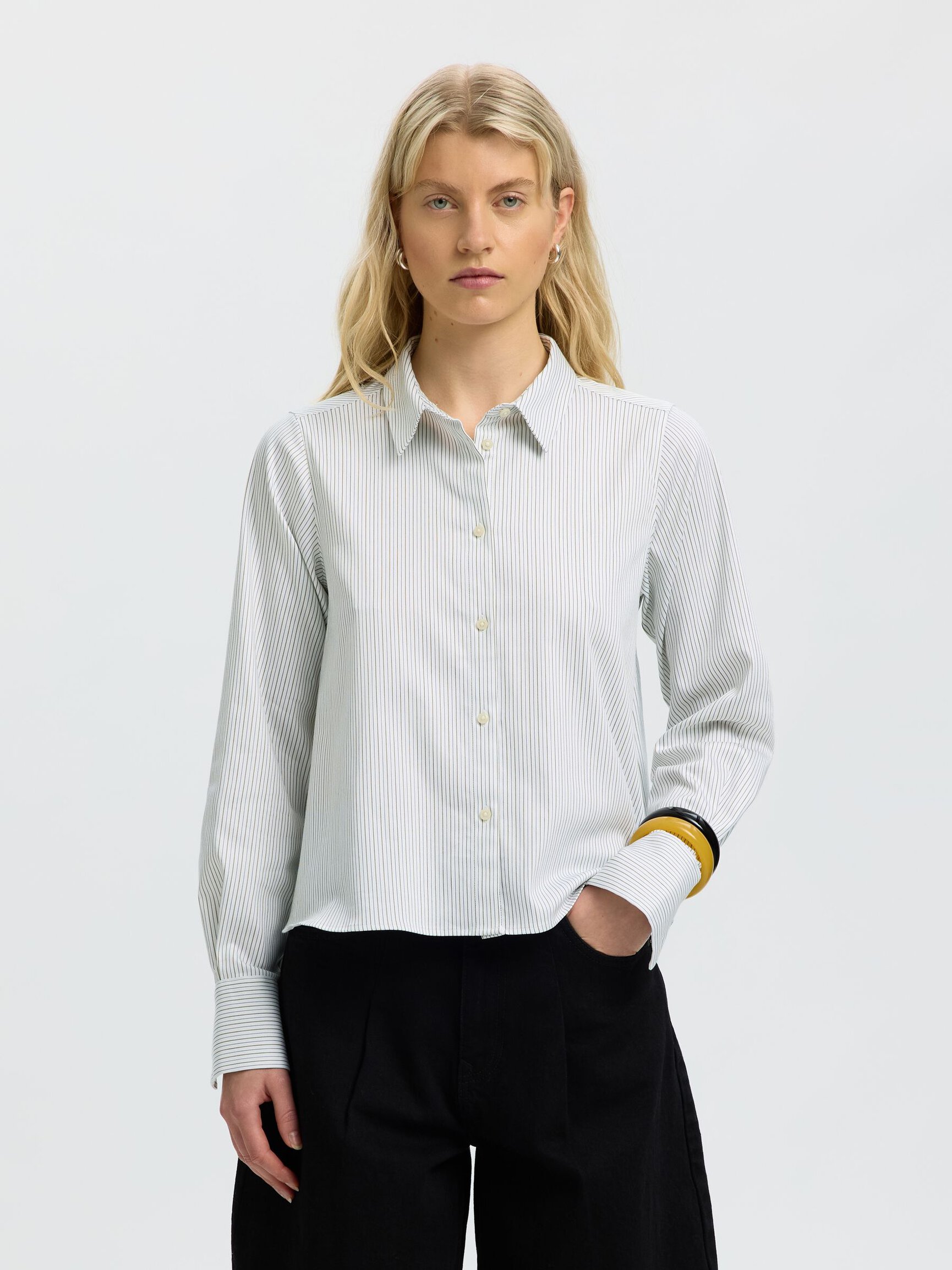 COUPE DÉCONTRACTÉE CHEMISE À MANCHES LONGUES